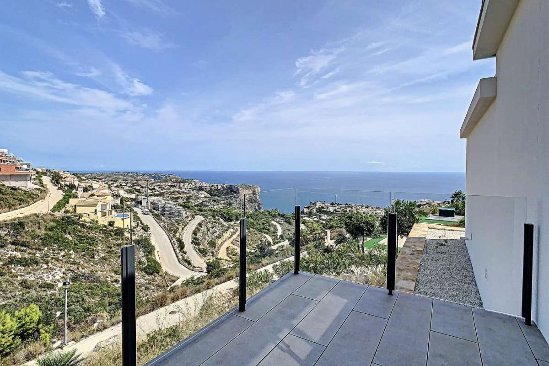 Resale - Villa -
Cumbre del Sol - Costa Blanca