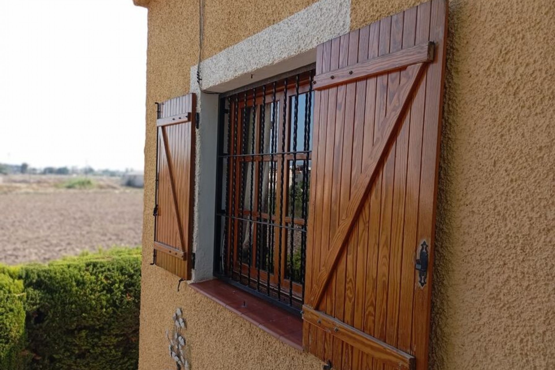 Resale - Villa -
Daya Nueva - Costa Blanca