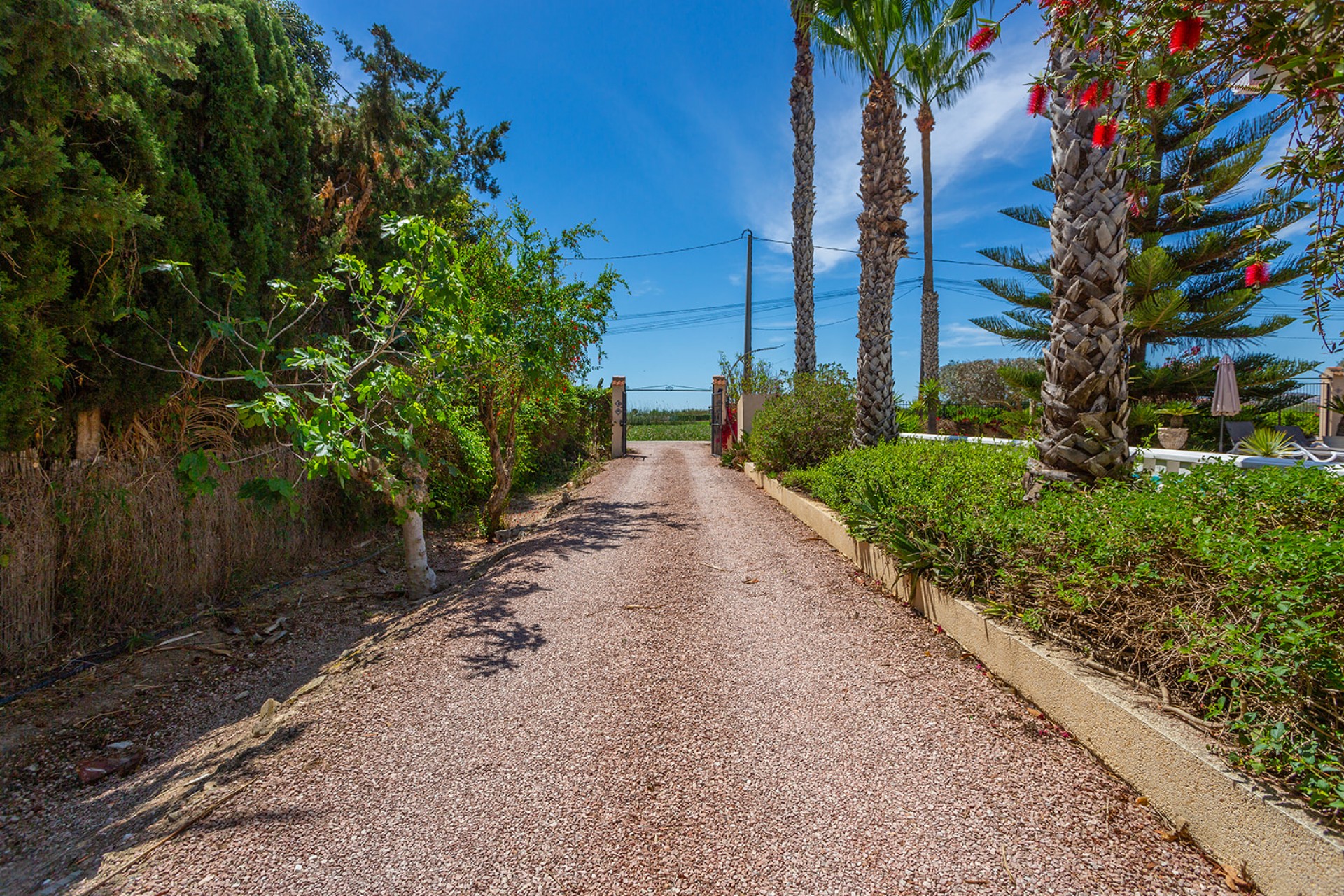 Resale - Villa -
Daya Vieja - Costa Blanca