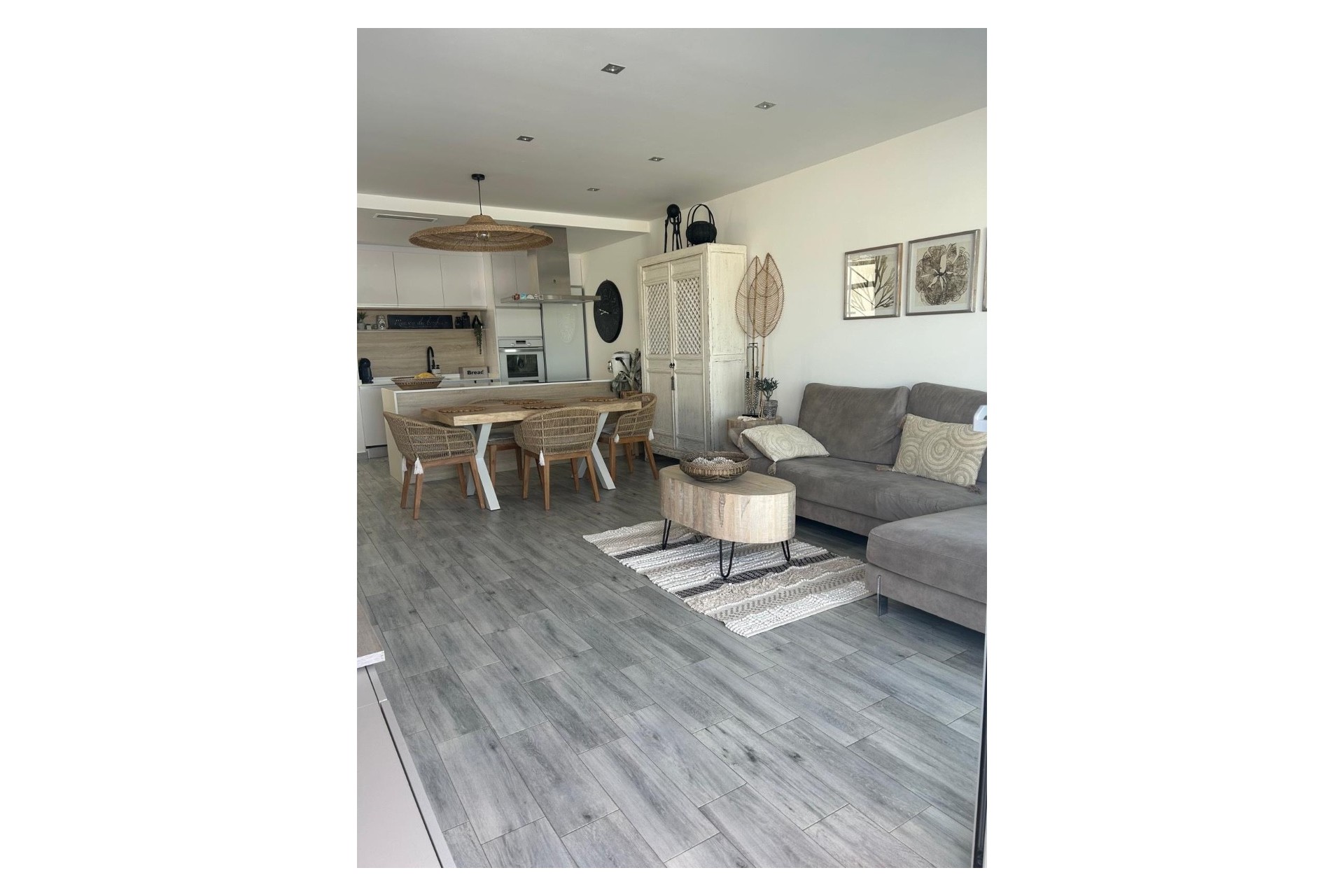 Resale - Villa -
Daya Vieja - Costa Blanca