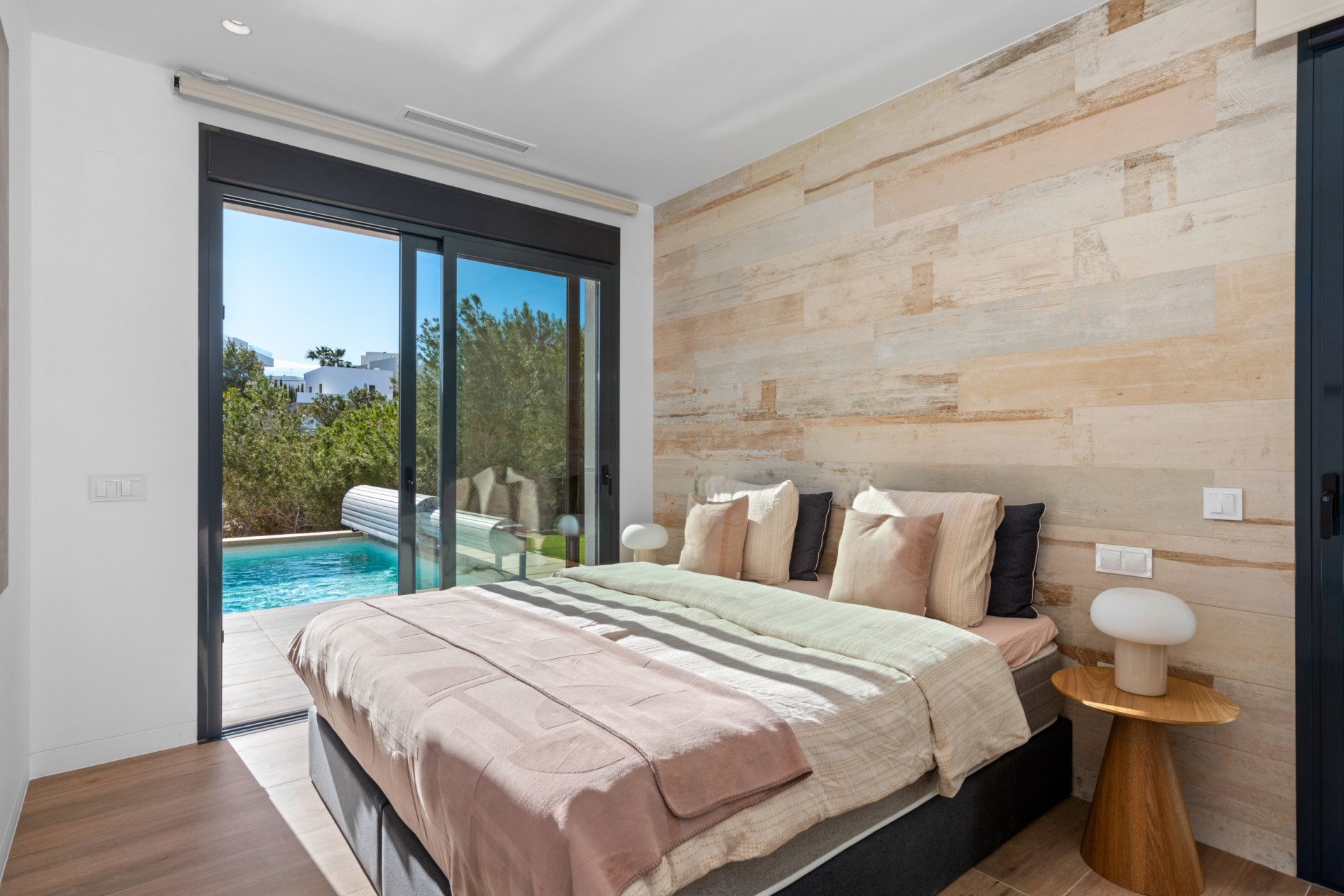 Resale - Villa -
Dehesa de Campoamor - Costa Blanca