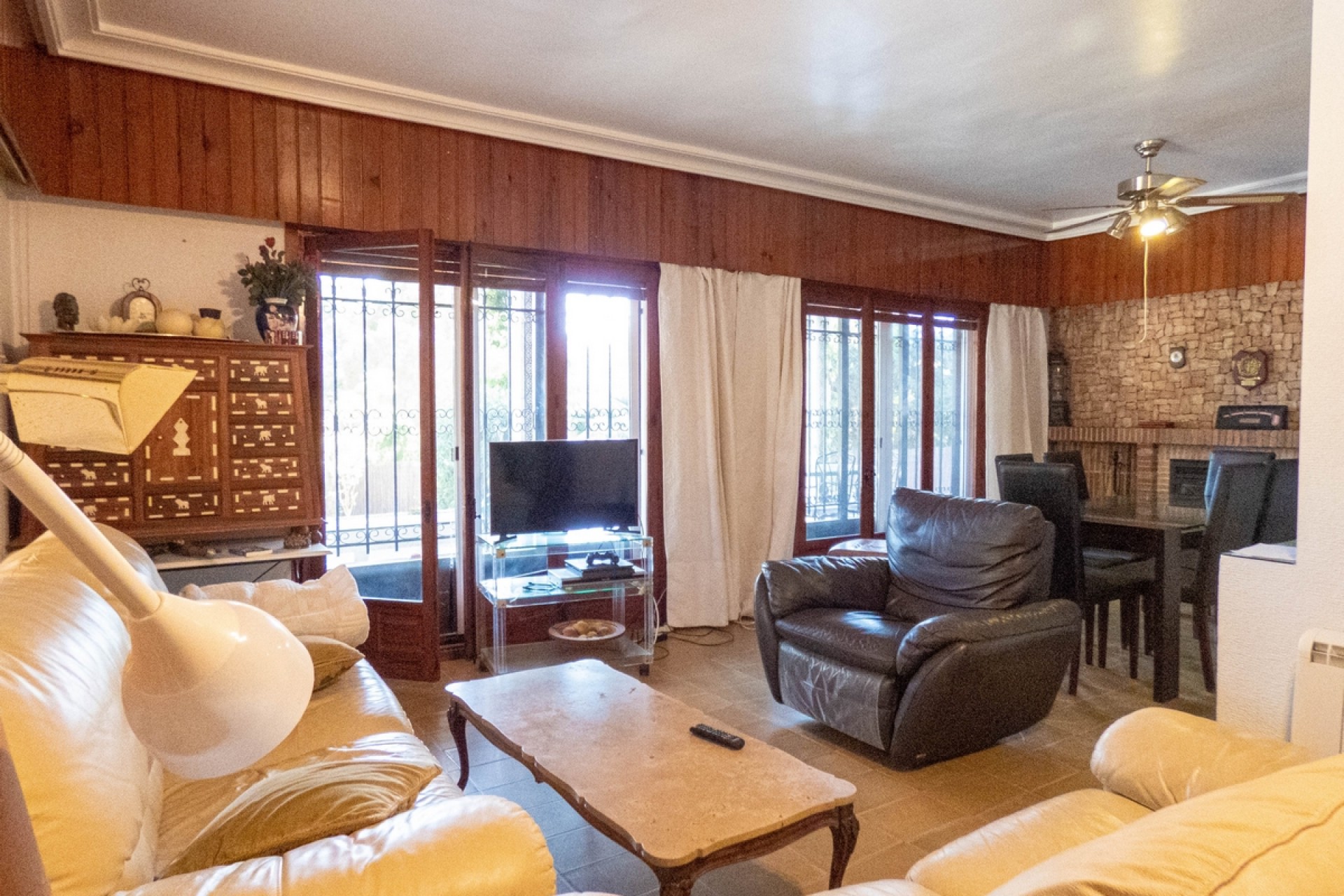 Resale - Villa -
Dehesa de Campoamor - Costa Blanca