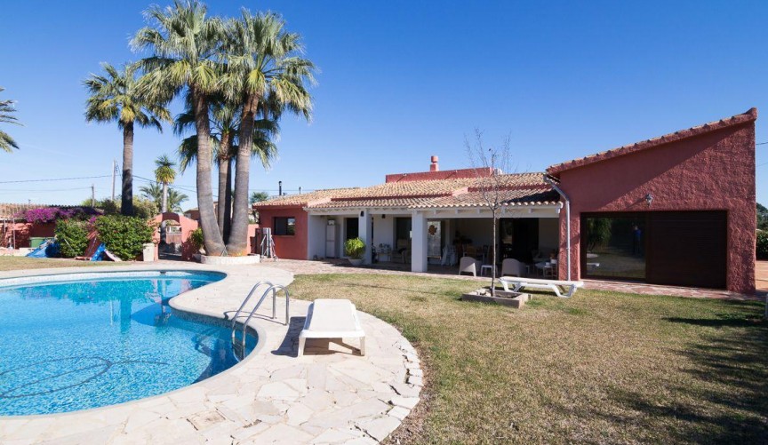 Resale - Villa -
Denia - Costa Blanca