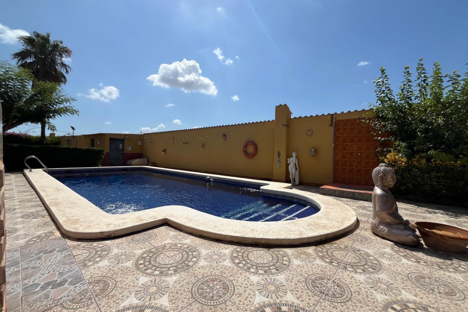 Resale - Villa -
Dolores - Camino De La Cebada