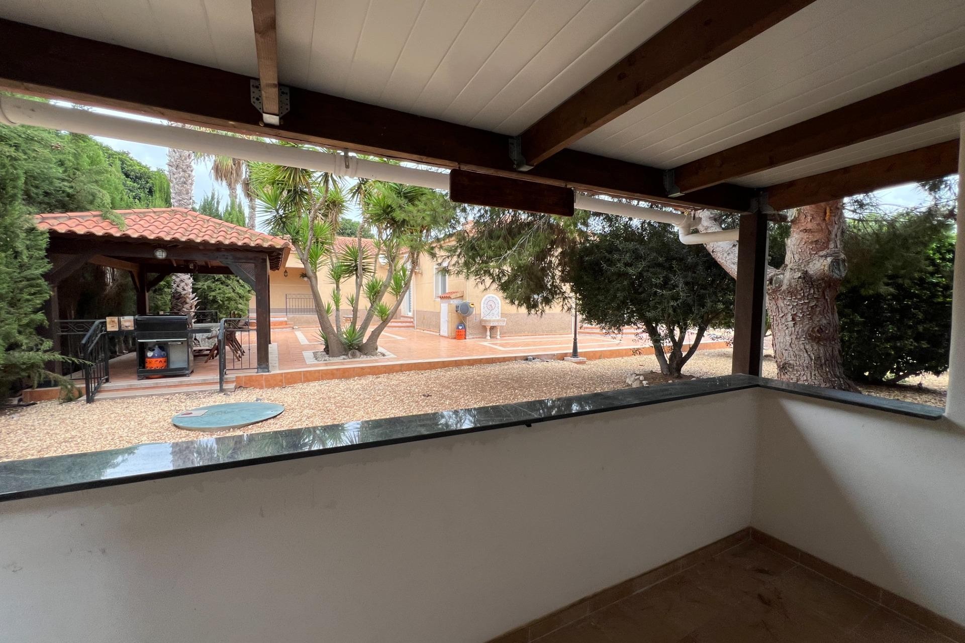 Resale - Villa -
Dolores - Cmno. Escorredor