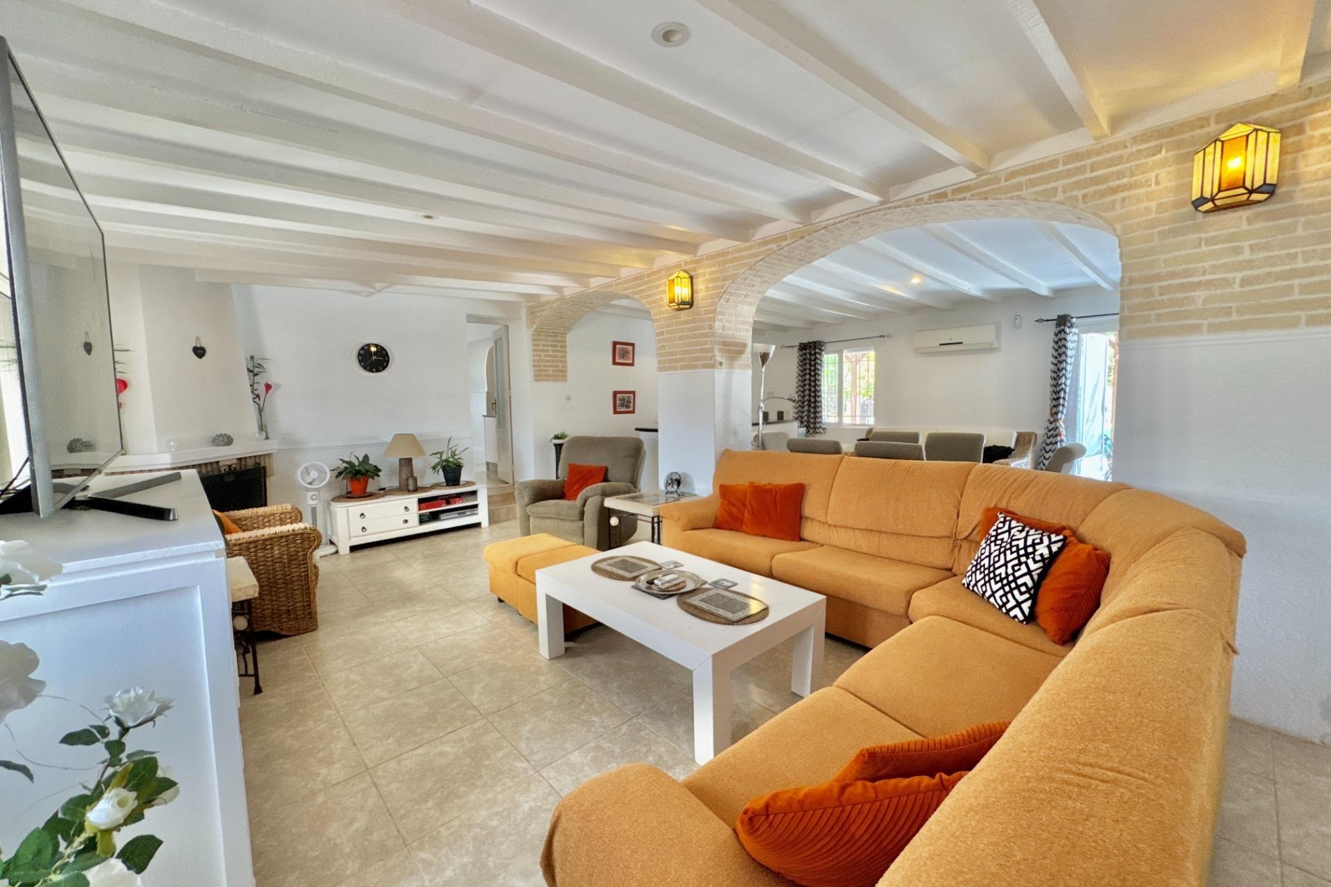 Resale - Villa -
Dolores - Comunidad Valenciana