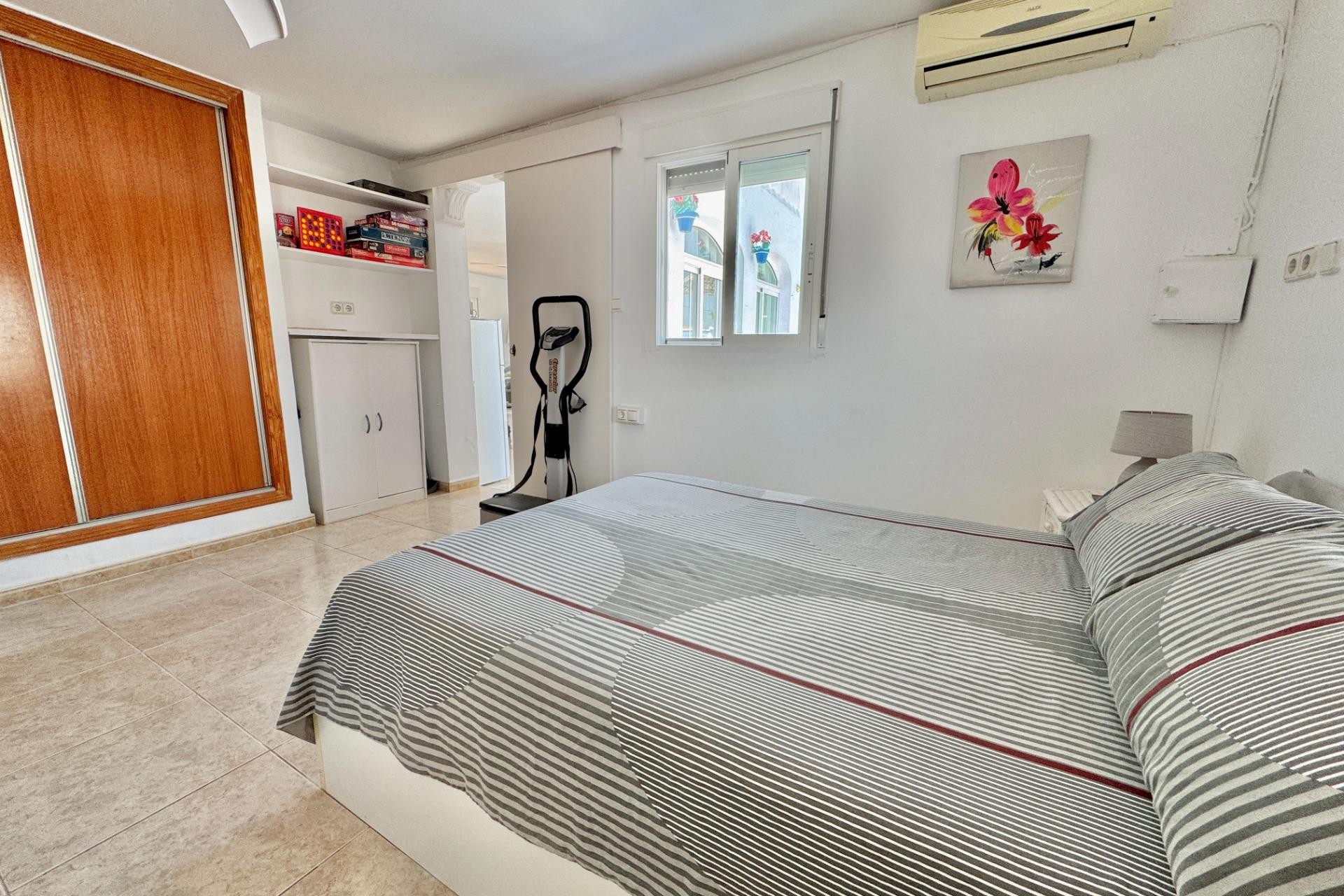 Resale - Villa -
Dolores - Comunidad Valenciana