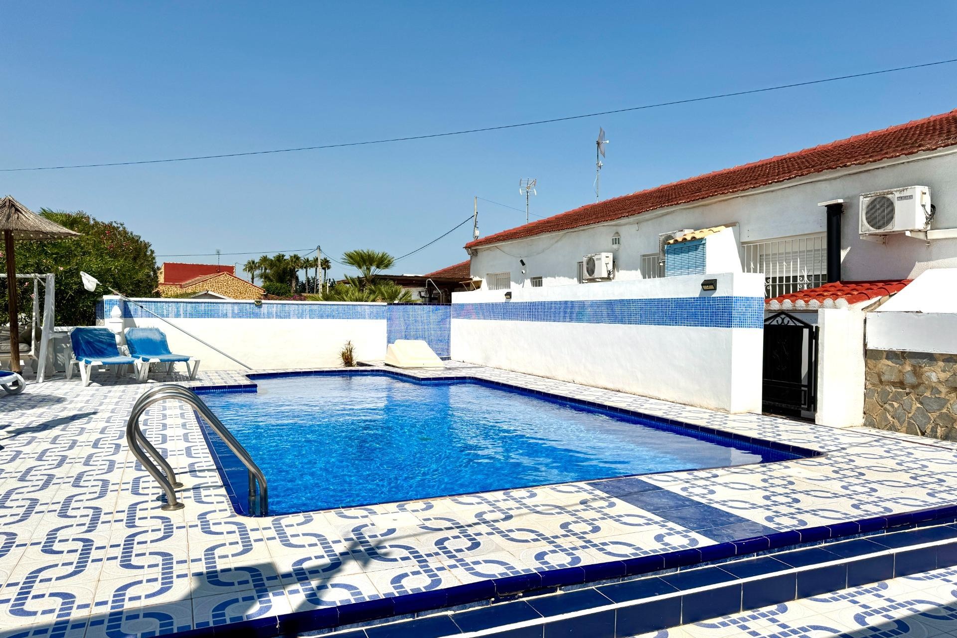 Resale - Villa -
Dolores - Comunidad Valenciana
