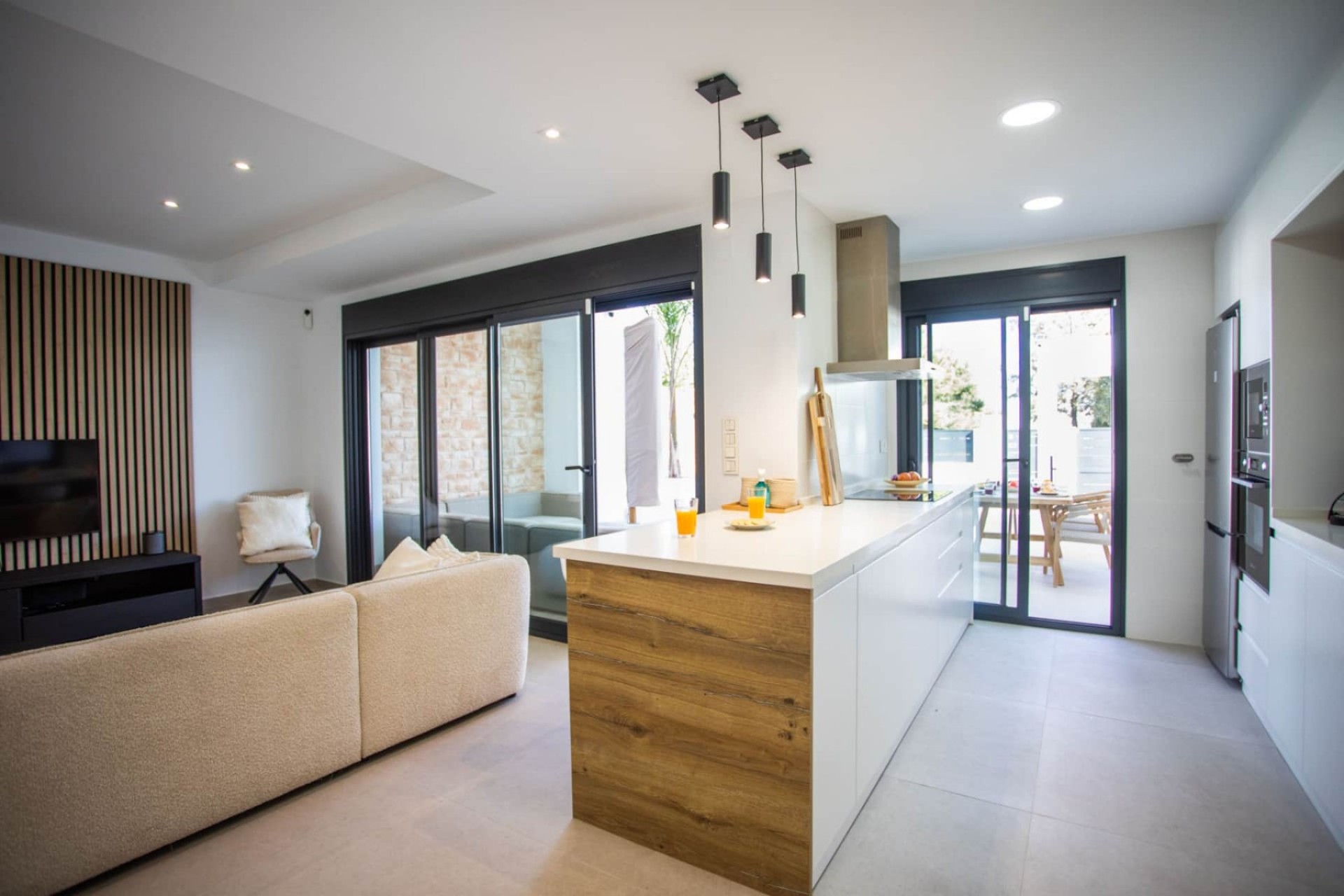 Resale - Villa -
Dolores - Costa Blanca
