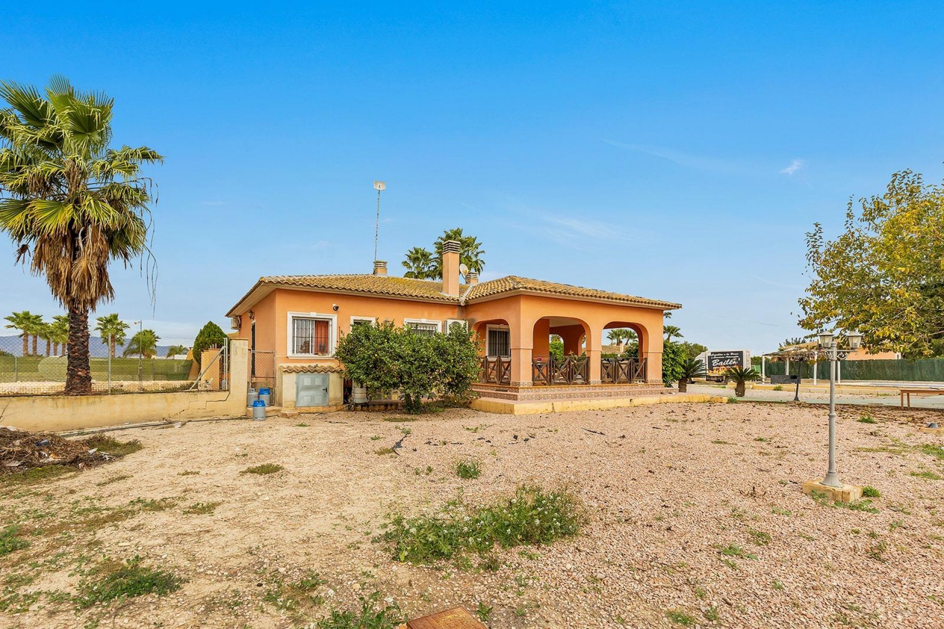 Resale - Villa -
Dolores - Vereda Del Pozo