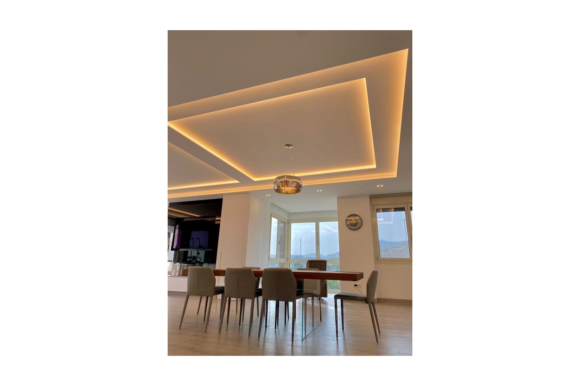 Resale - Villa -
El Campello - Costa Blanca