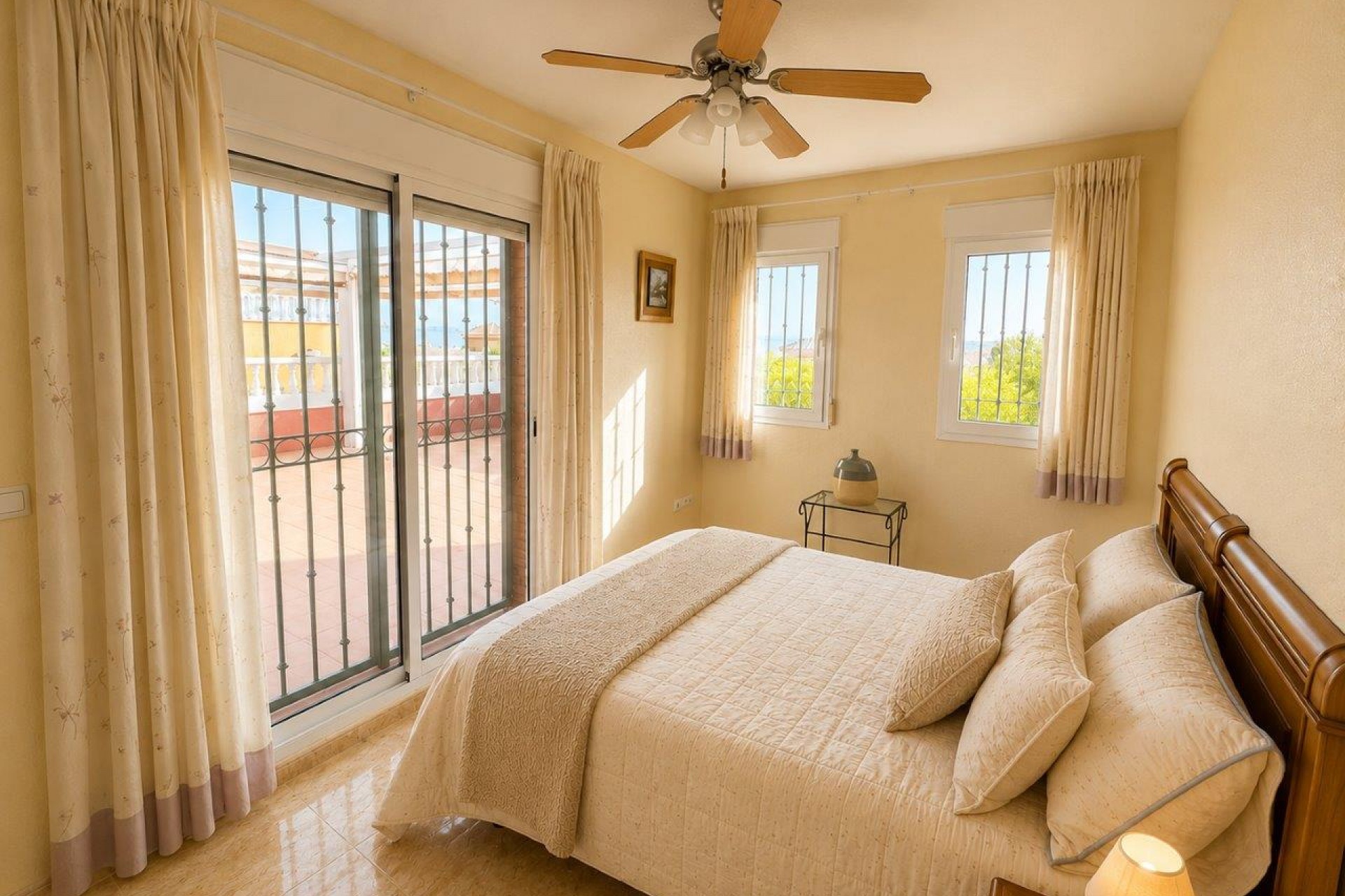 Resale - Villa -
El Carmoli - Costa Calida