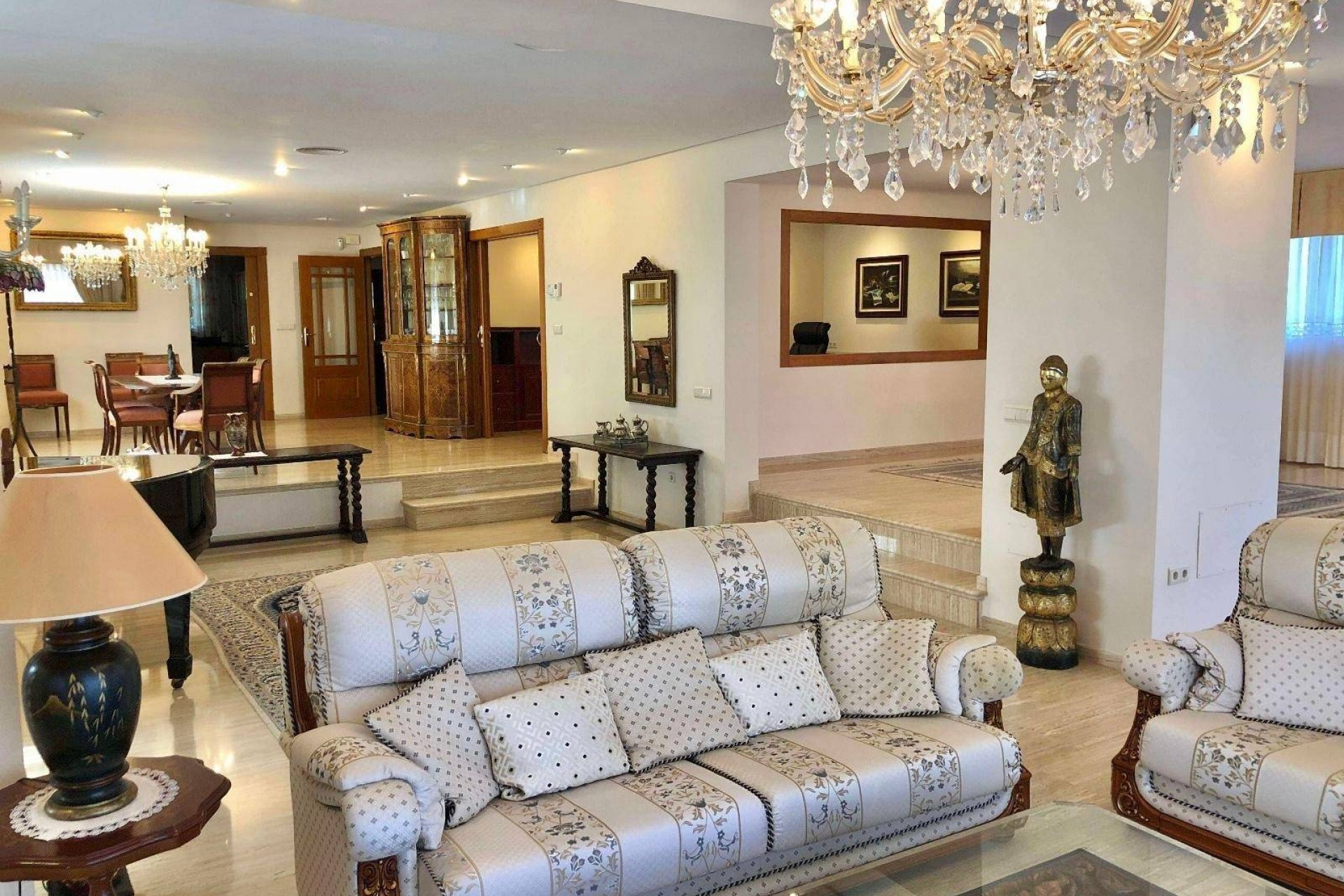 Resale - Villa -
El Palmar