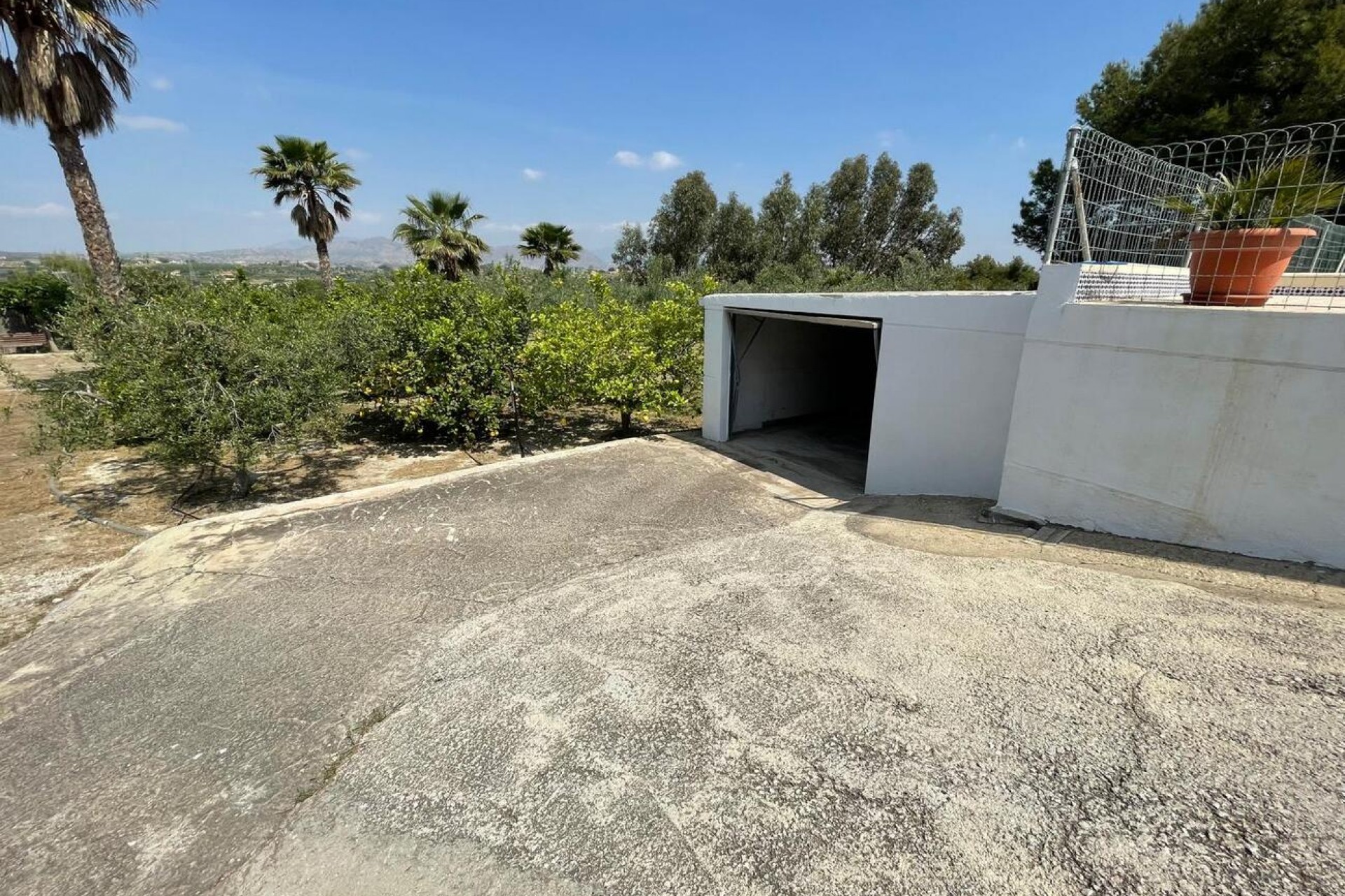 Resale - Villa -
El Rebolledo