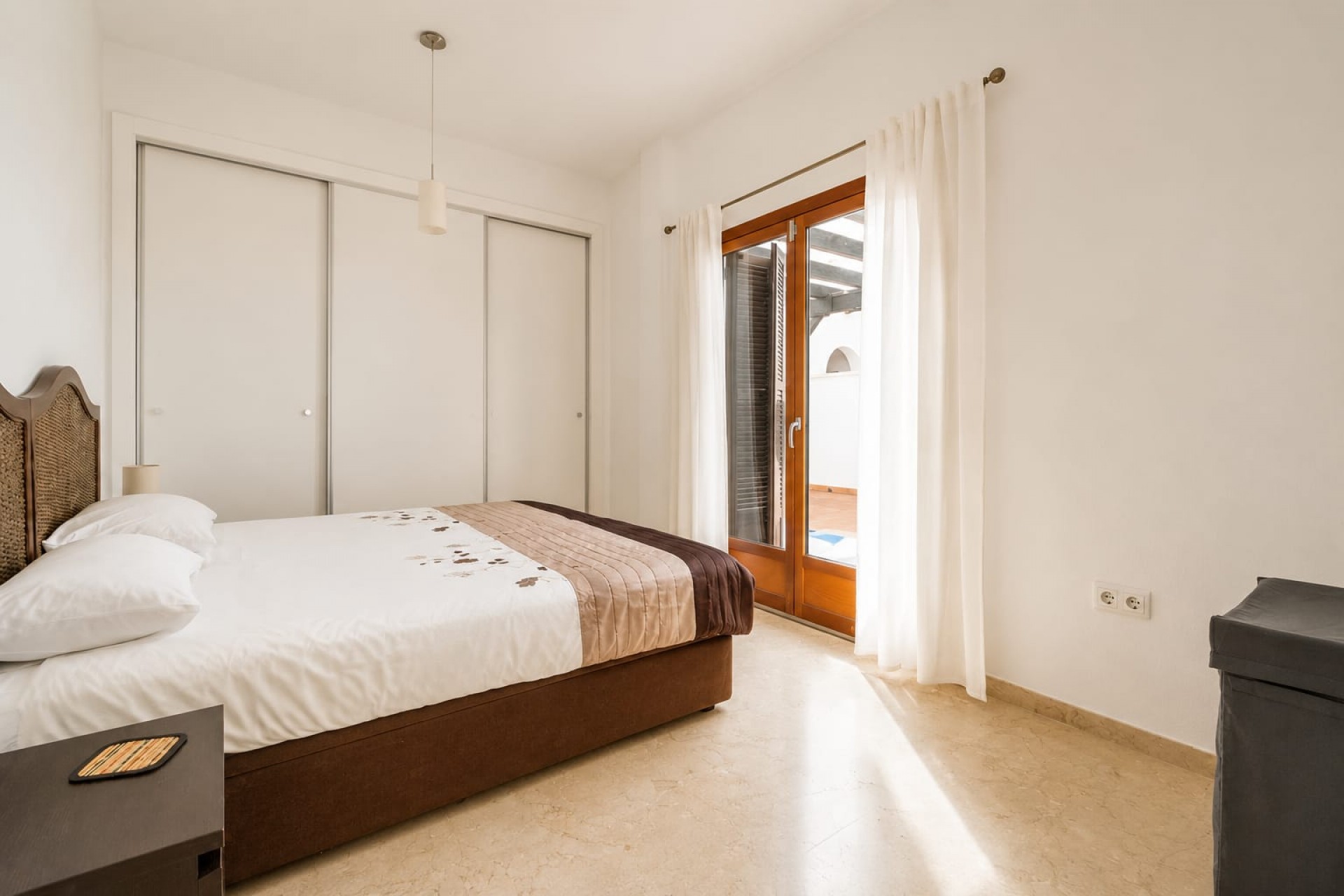 Resale - Villa -
El Valle Golf Resort - Inland