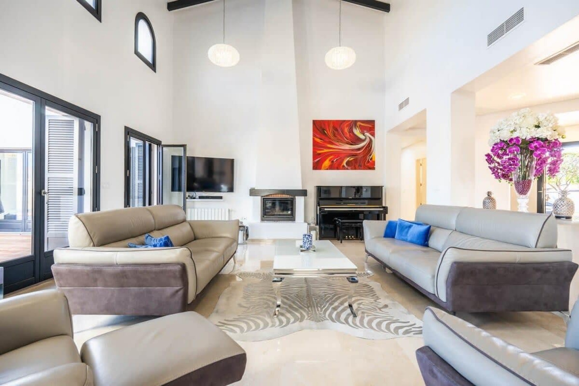 Resale - Villa -
El Valle Golf Resort - Inland