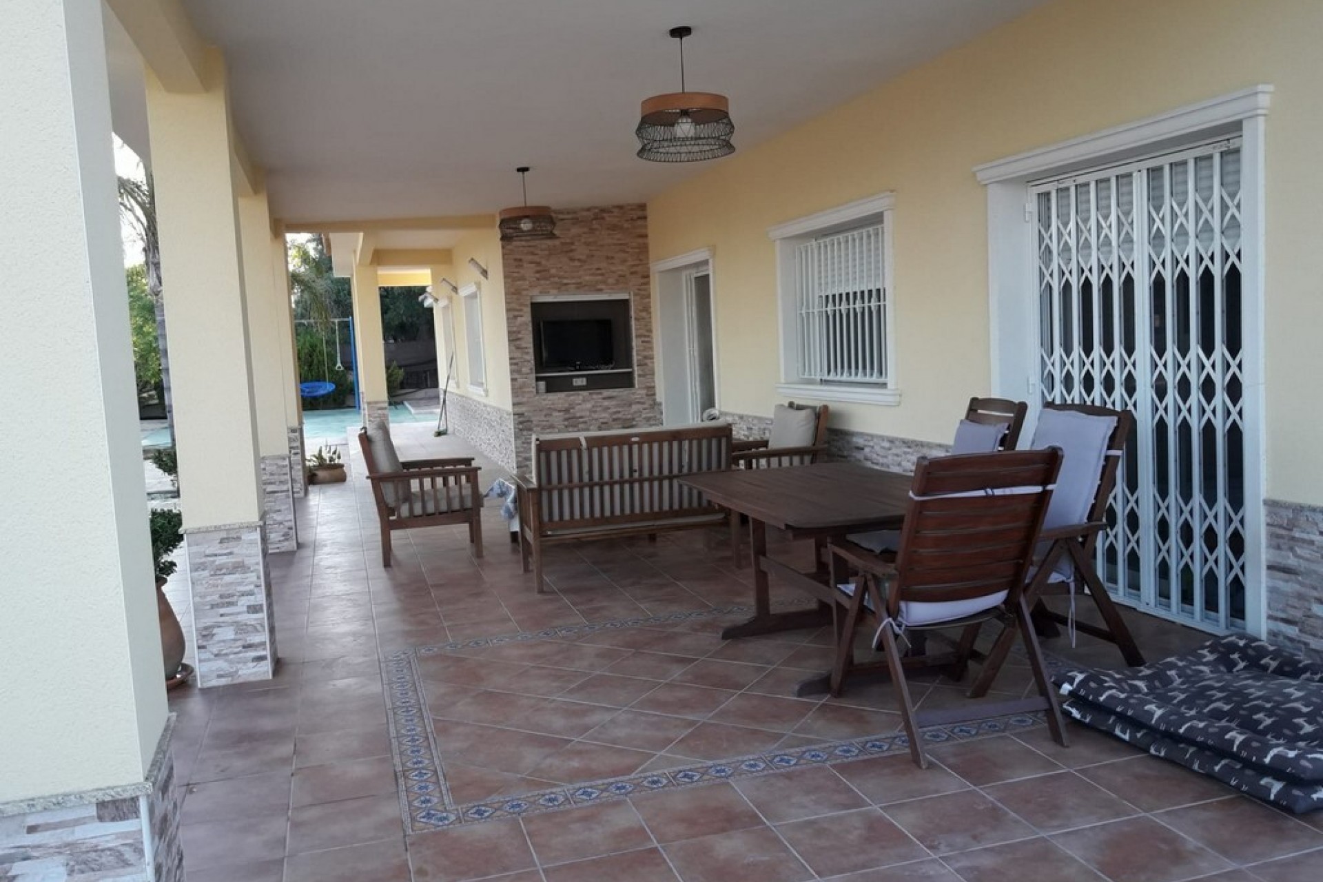 Resale - Villa -
Elche - Costa Blanca