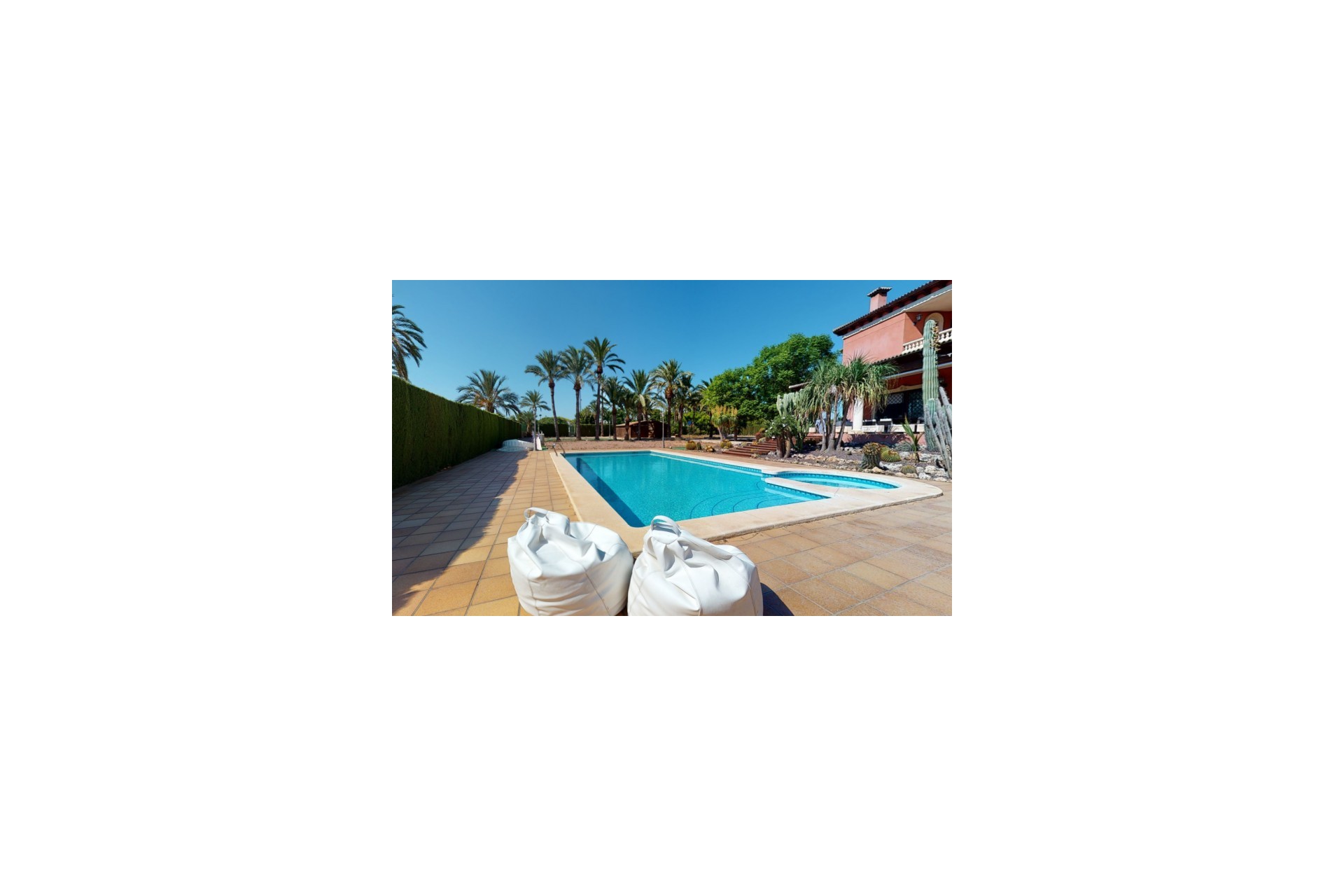 Resale - Villa -
Elche - Costa Blanca