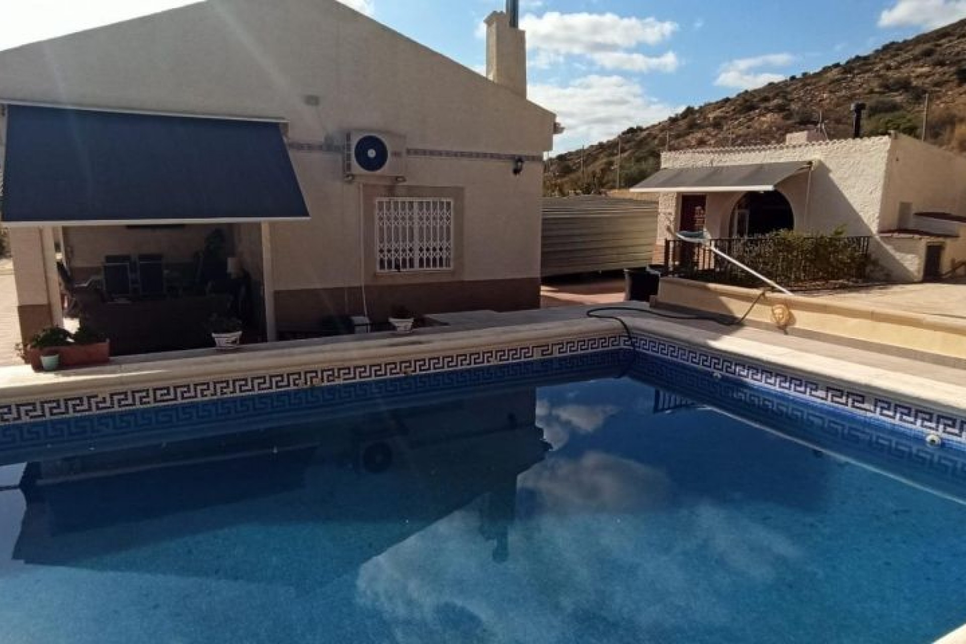 Resale - Villa -
Elche - Costa Blanca