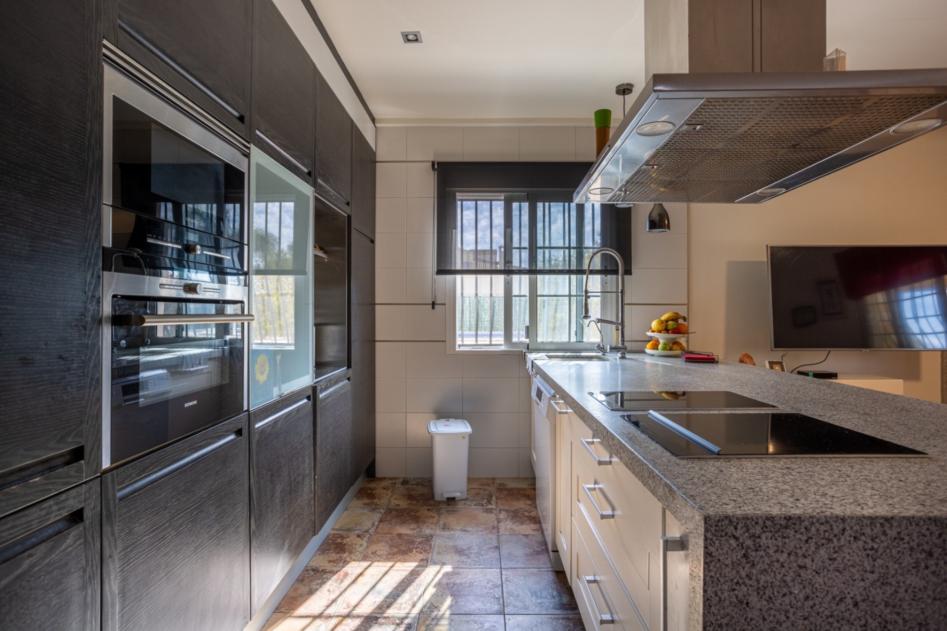 Resale - Villa -
Elche - Costa Blanca