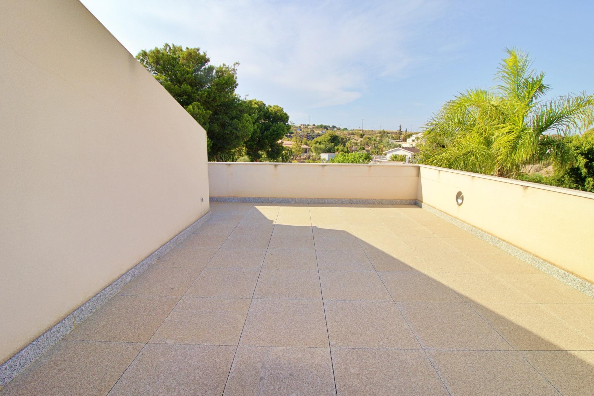Resale - Villa -
Elche Pedanías - Peña las Águilas