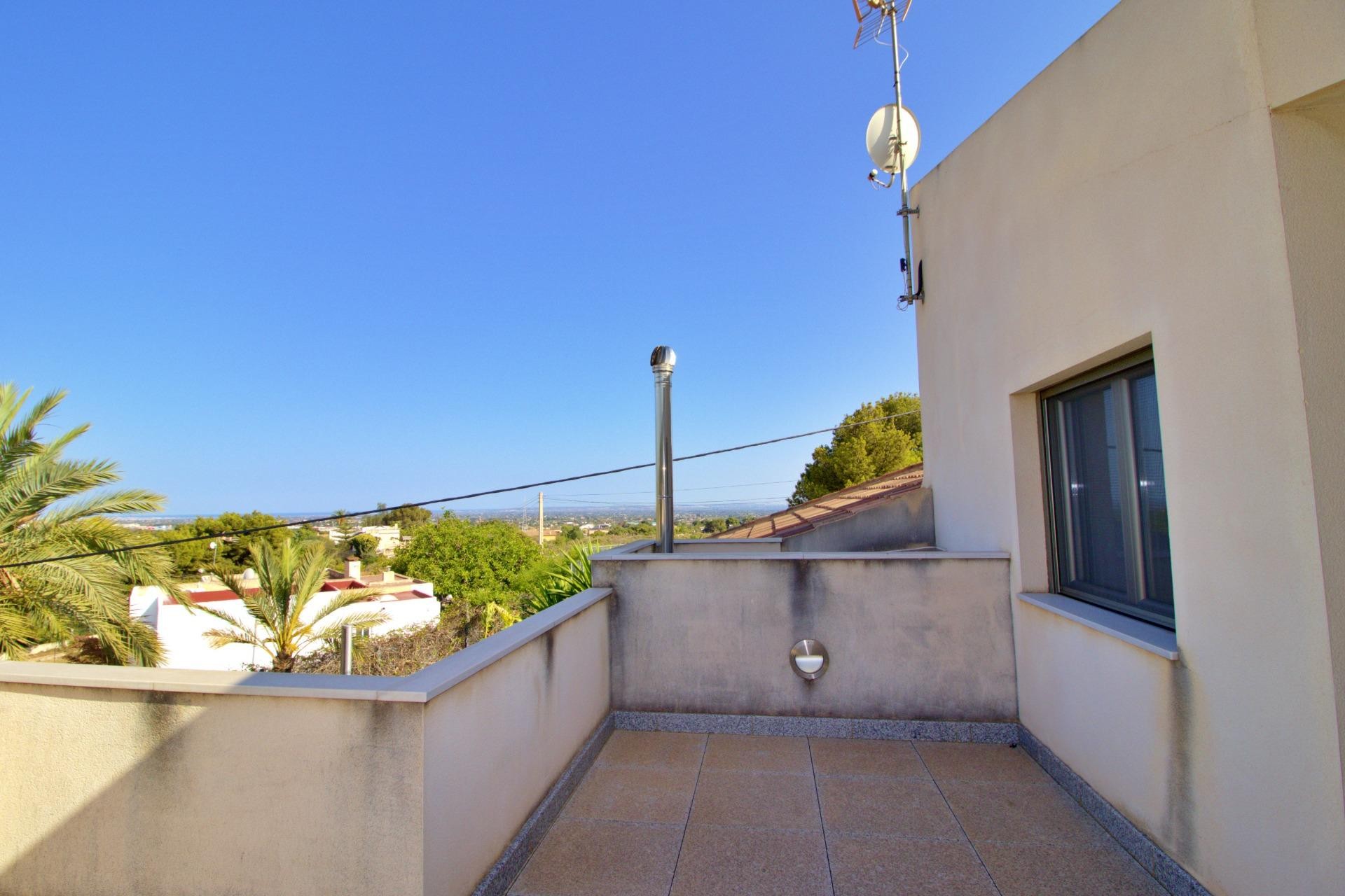 Resale - Villa -
Elche Pedanías - Peña las Águilas