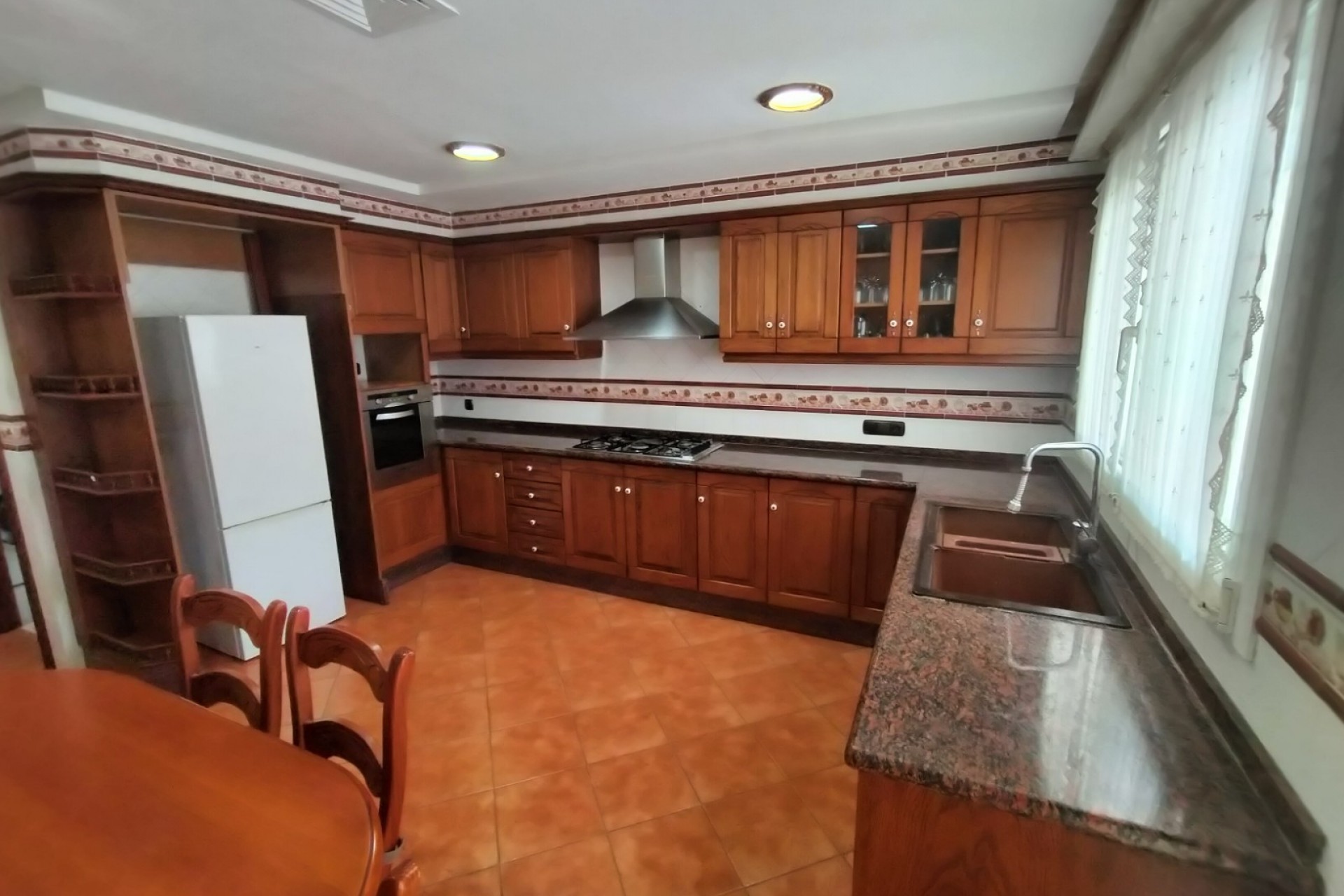 Resale - Villa -
Elda - Inland