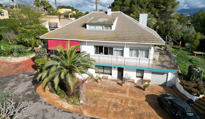 Resale - Villa -
Elda - Inland