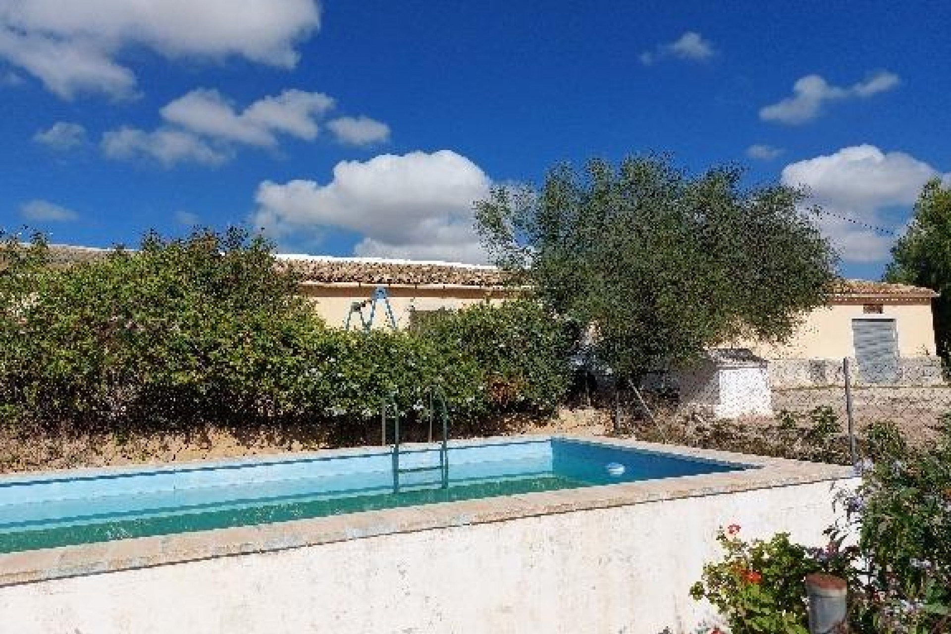 Resale - Villa -
Elda - Jaud