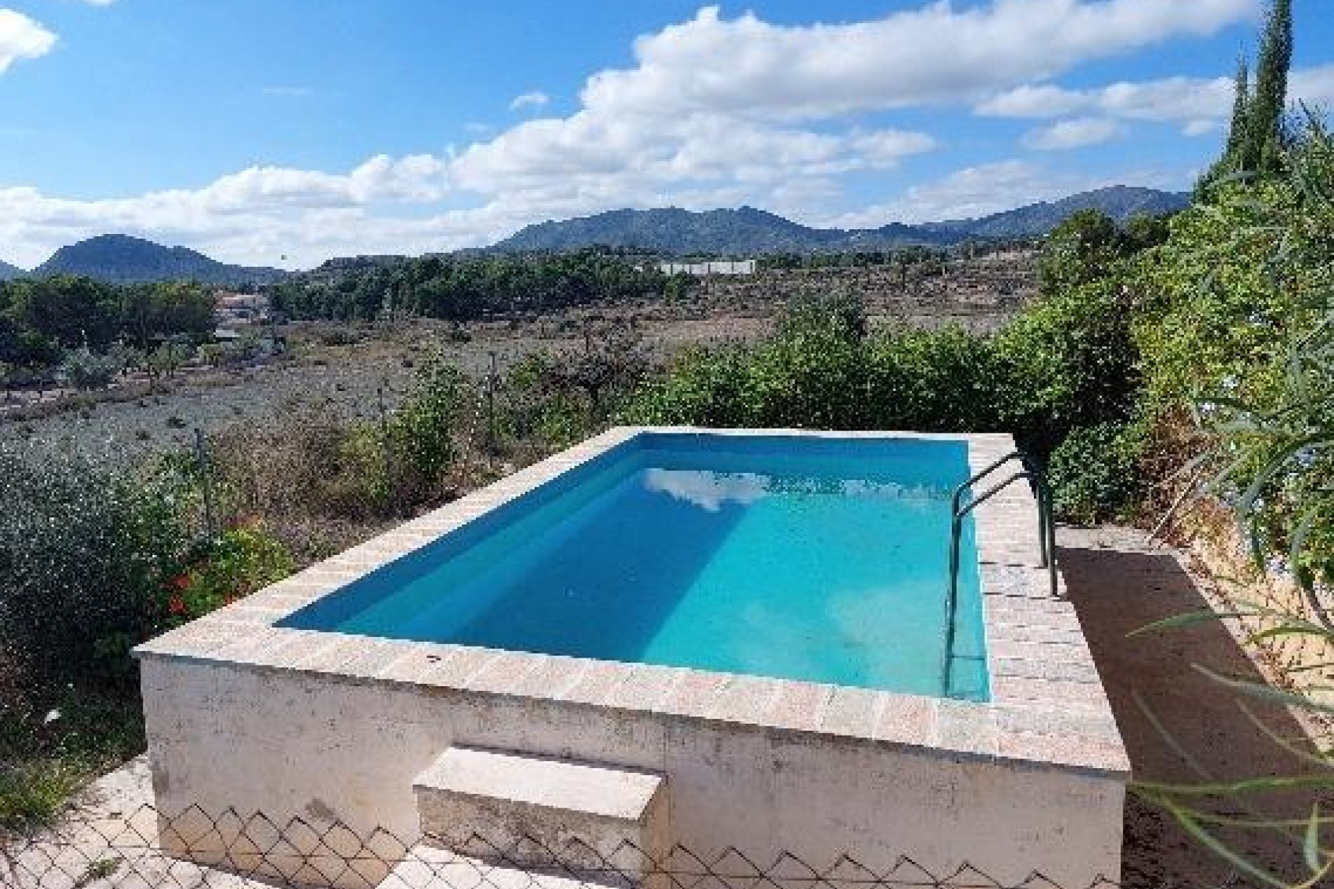 Resale - Villa -
Elda - Jaud