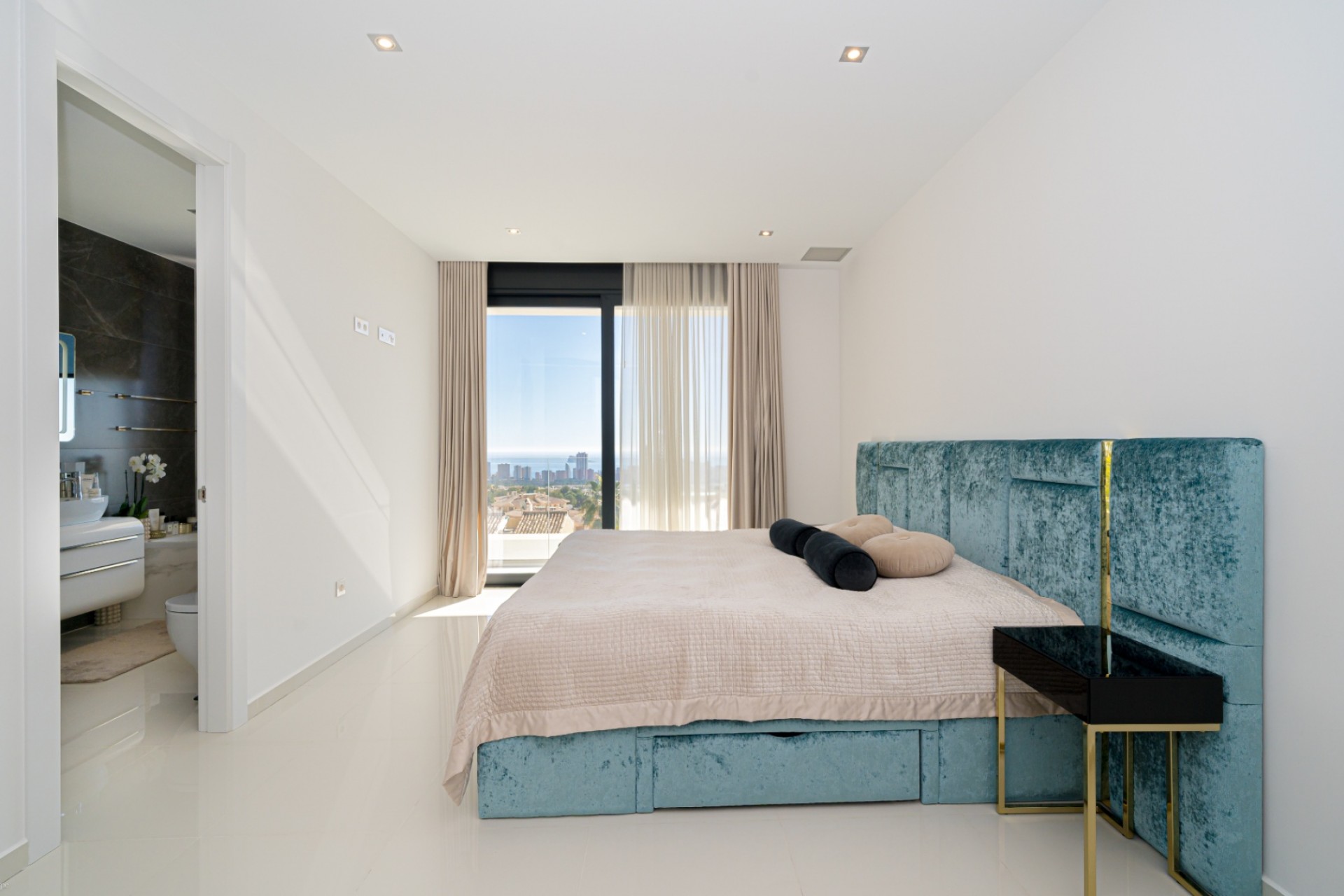 Resale - Villa -
Finestrat - Costa Blanca