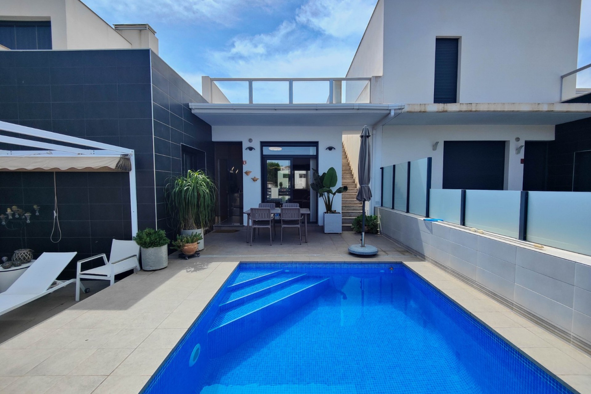 Resale - Villa -
Formentera del Segura - Costa Blanca