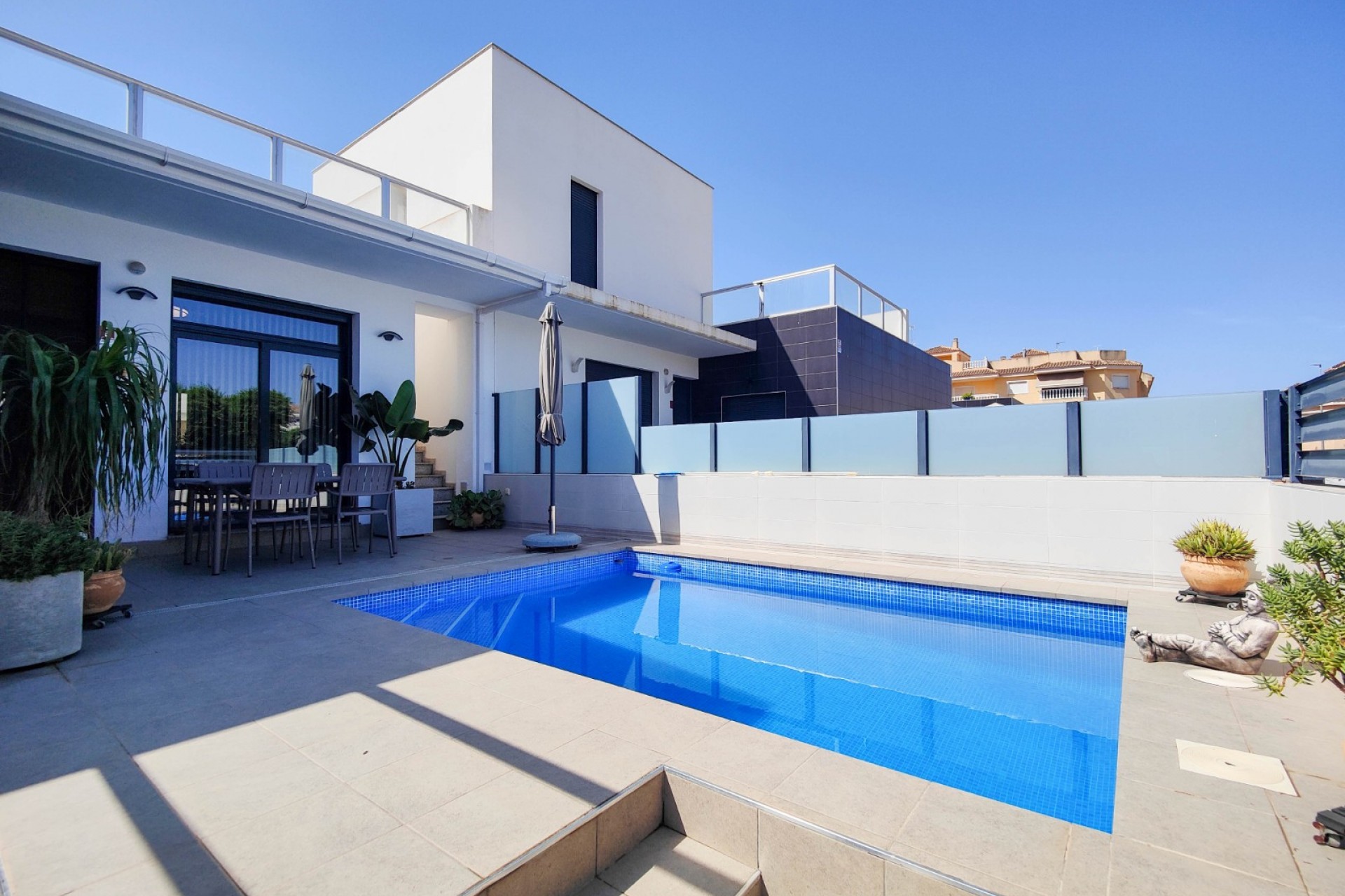 Resale - Villa -
Formentera del Segura - Costa Blanca