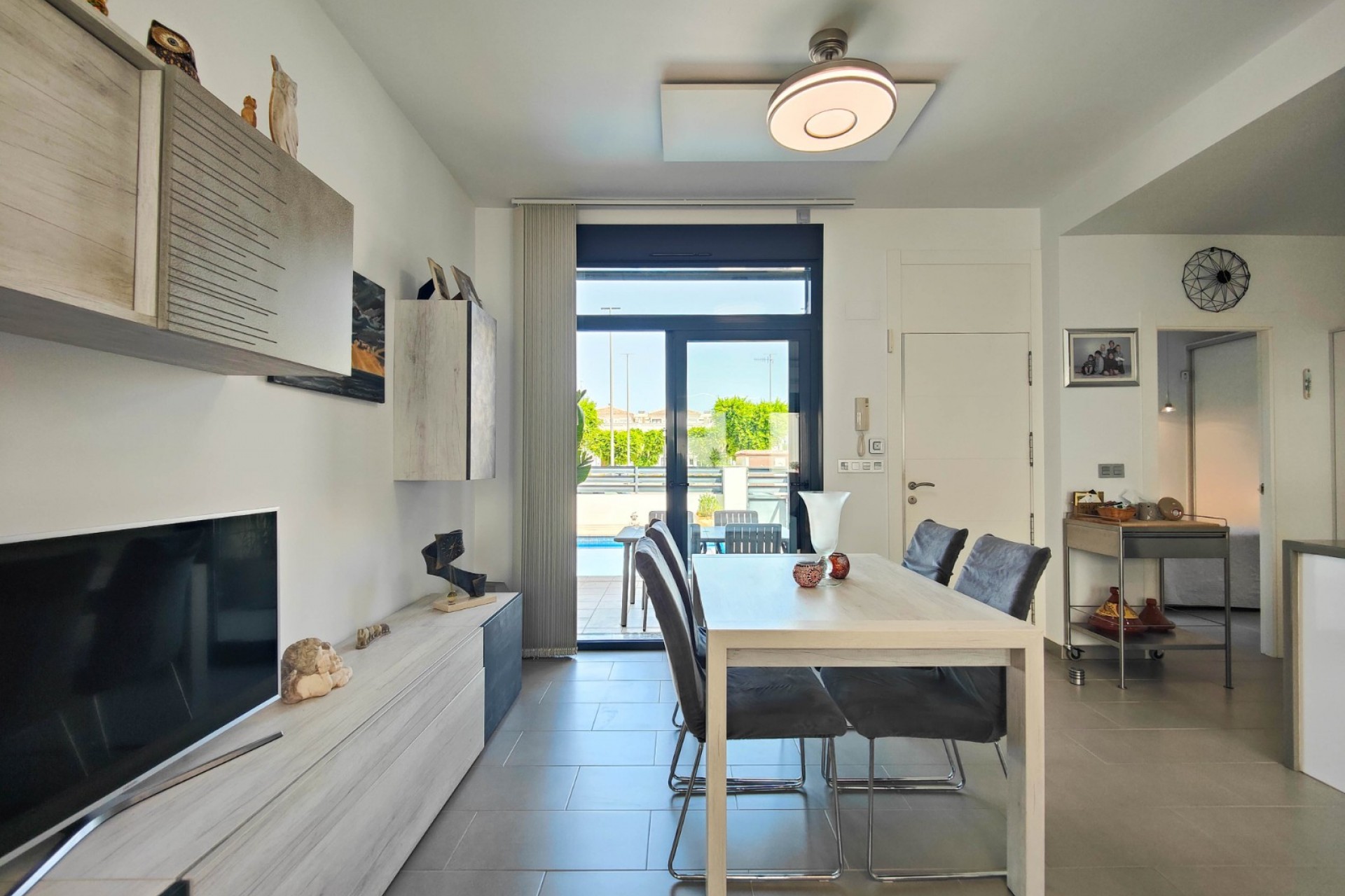 Resale - Villa -
Formentera del Segura - Costa Blanca