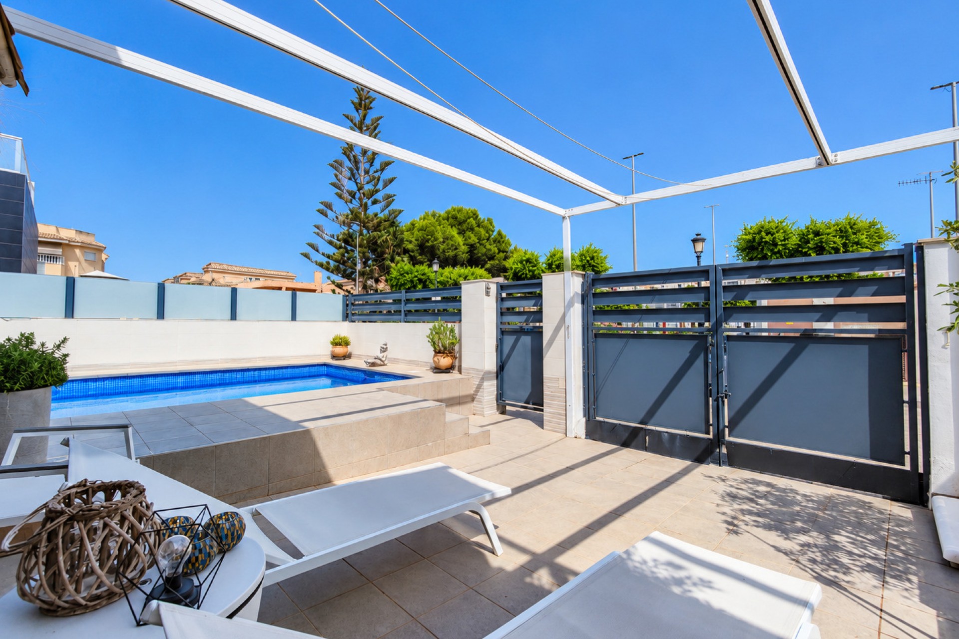 Resale - Villa -
Formentera del Segura - Costa Blanca