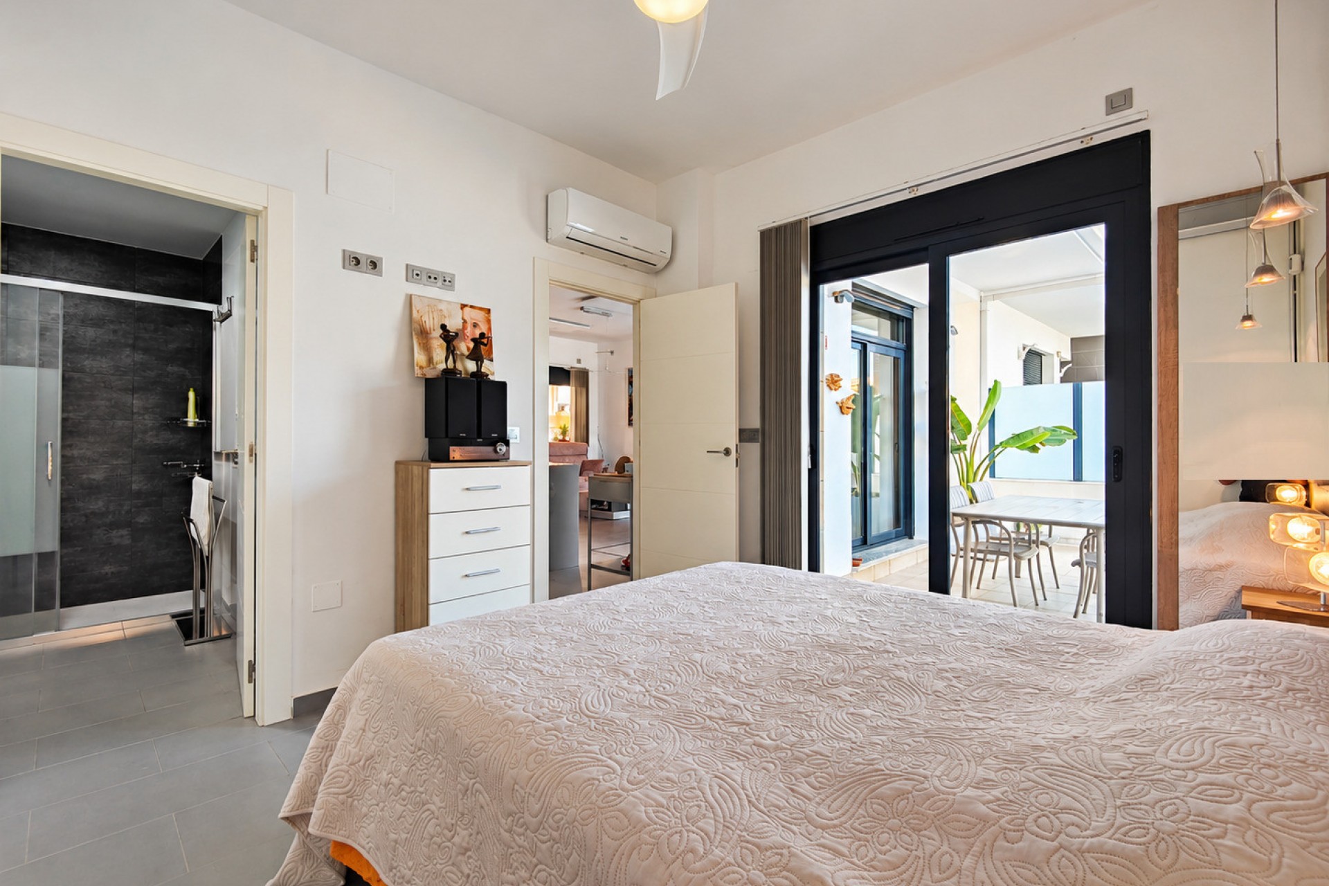 Resale - Villa -
Formentera del Segura - Costa Blanca