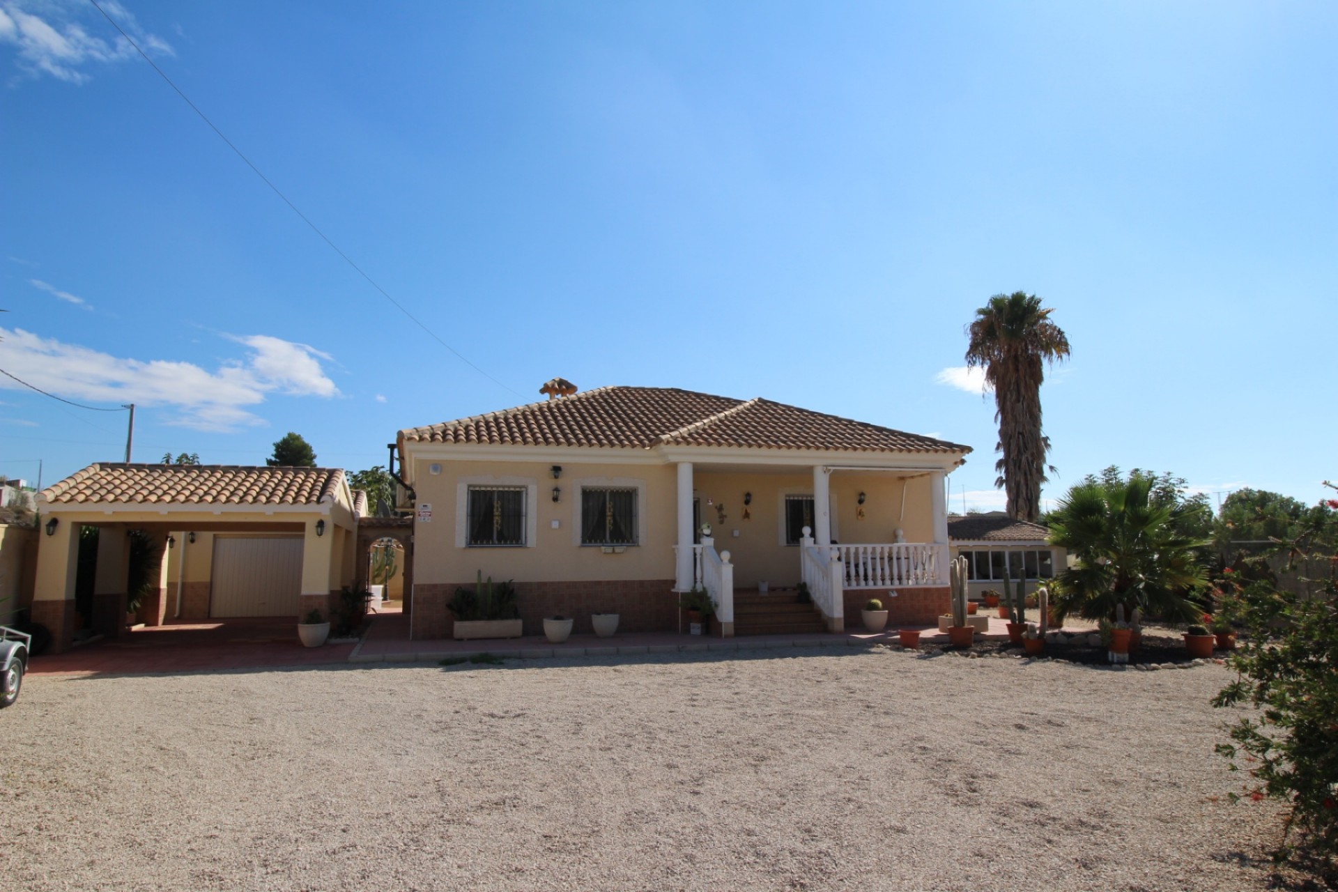 Resale - Villa -
Fortuna - Inland