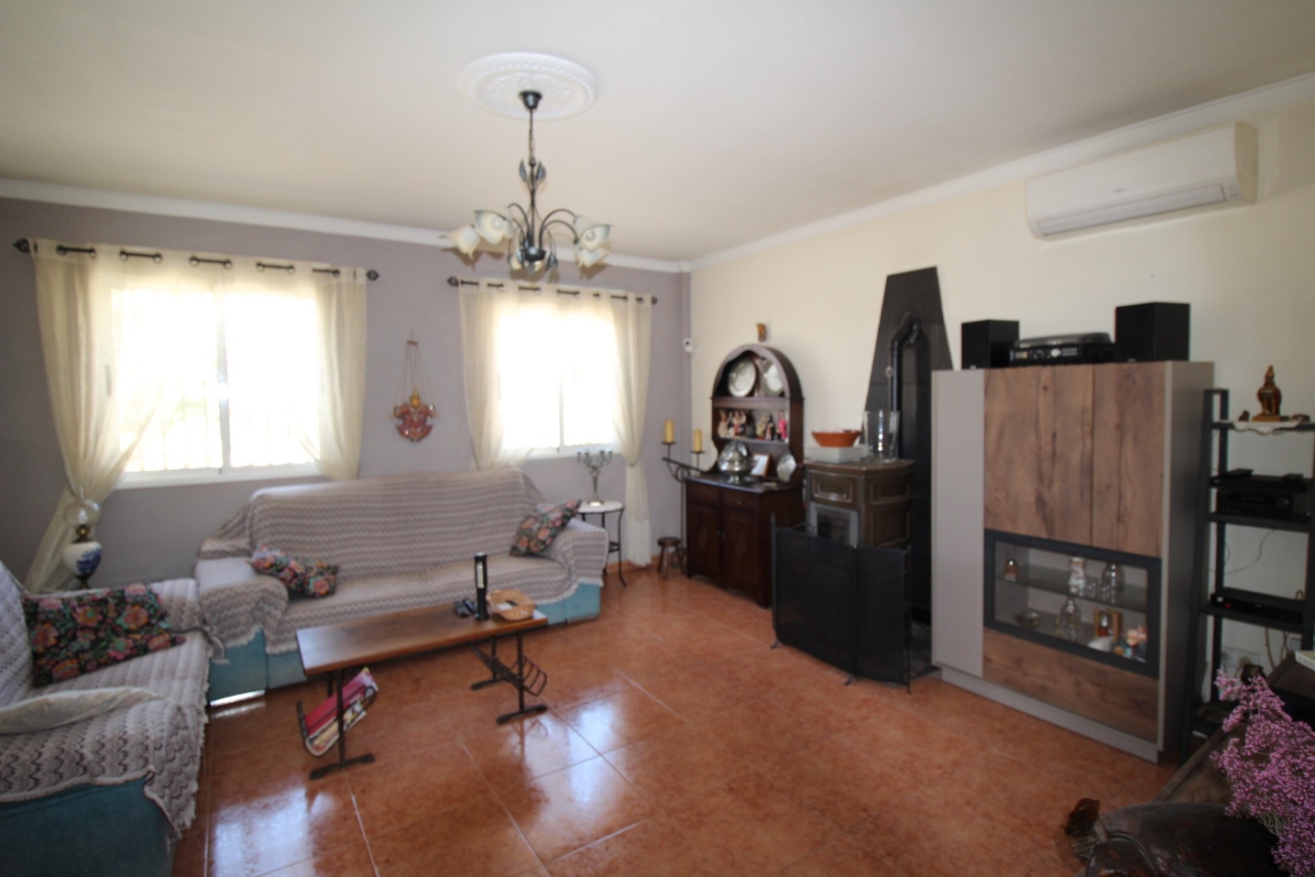 Resale - Villa -
Fortuna - Inland