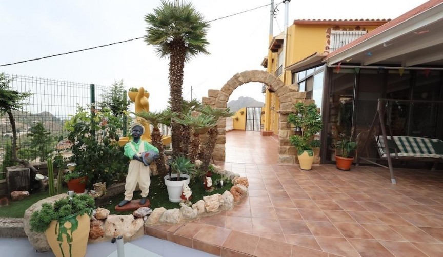 Resale - Villa -
Fortuna - Inland