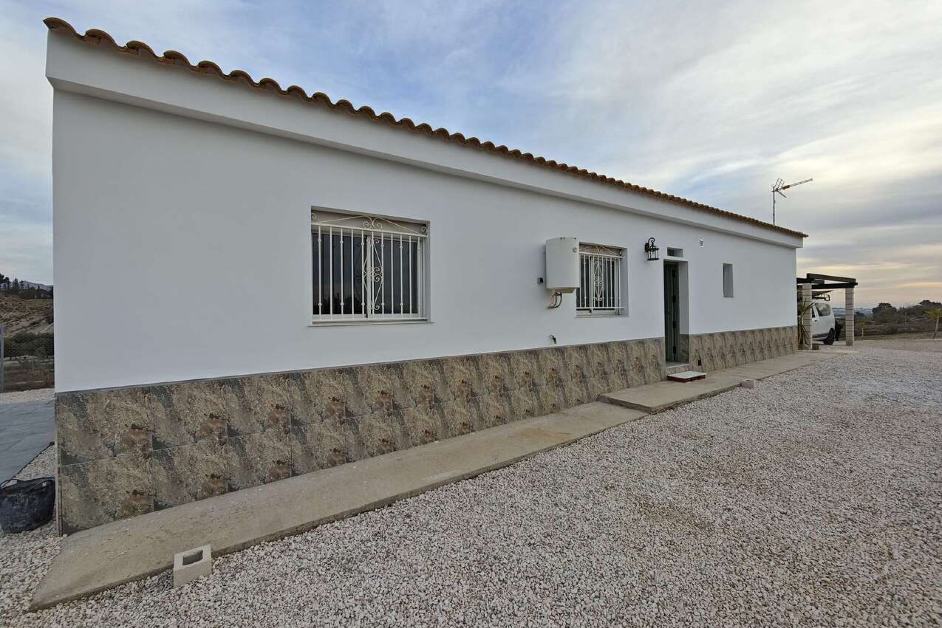 Resale - Villa -
Fortuna - Inland