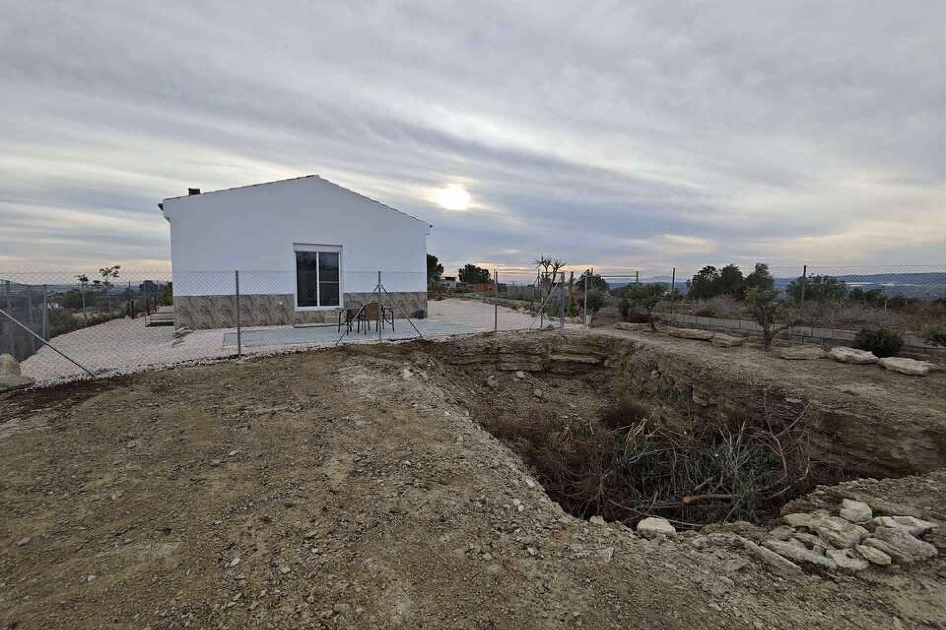 Resale - Villa -
Fortuna - Inland