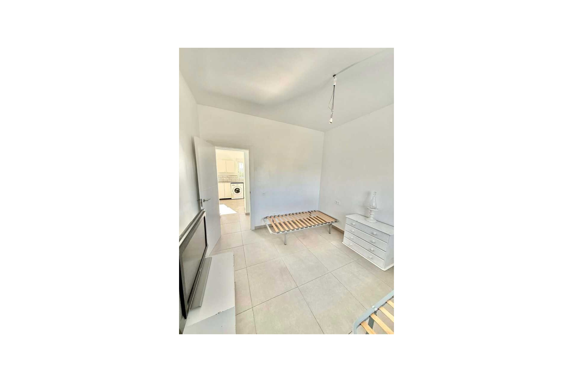 Resale - Villa -
Fortuna - Inland