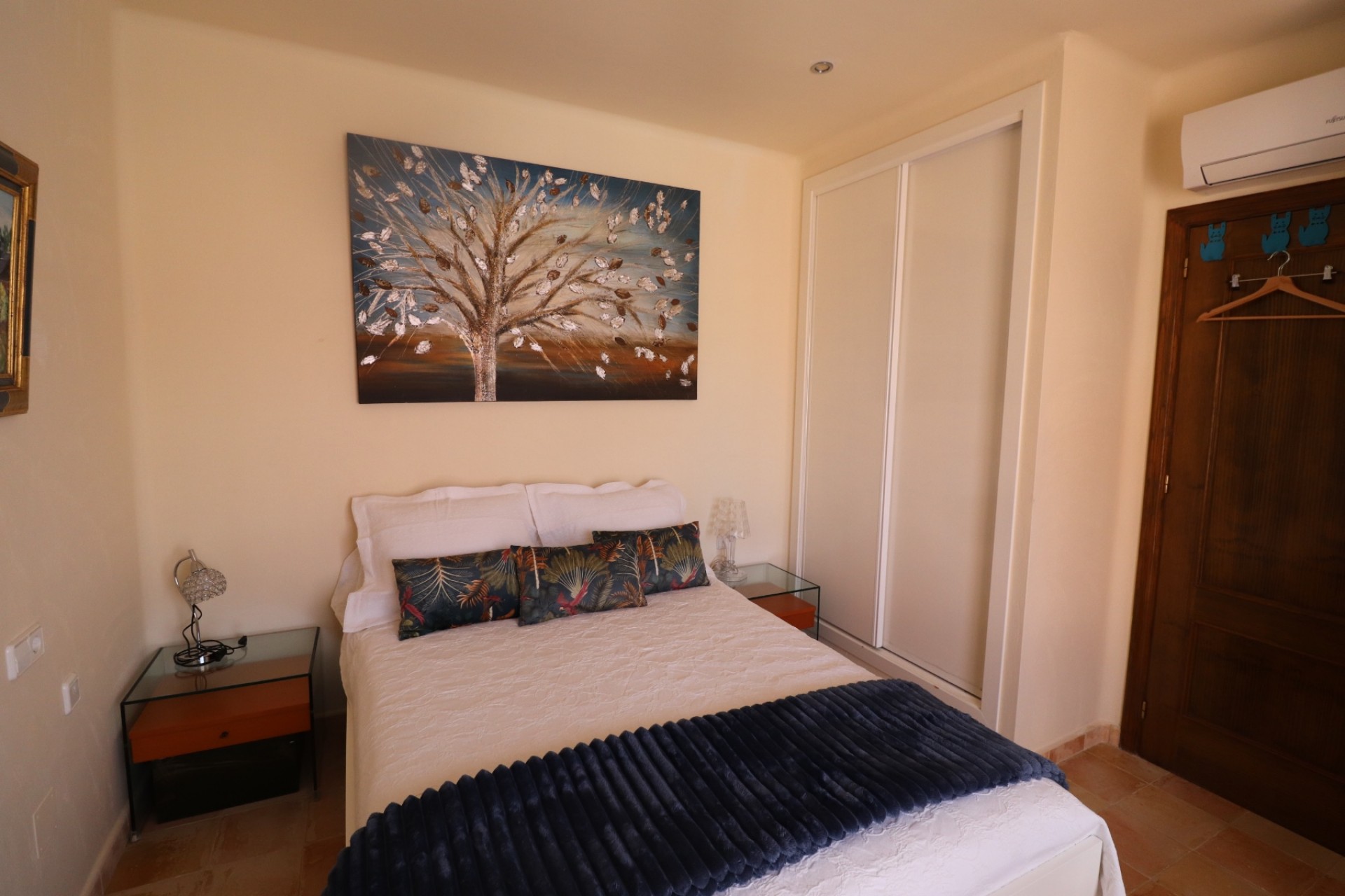 Resale - Villa -
Fortuna - Inland