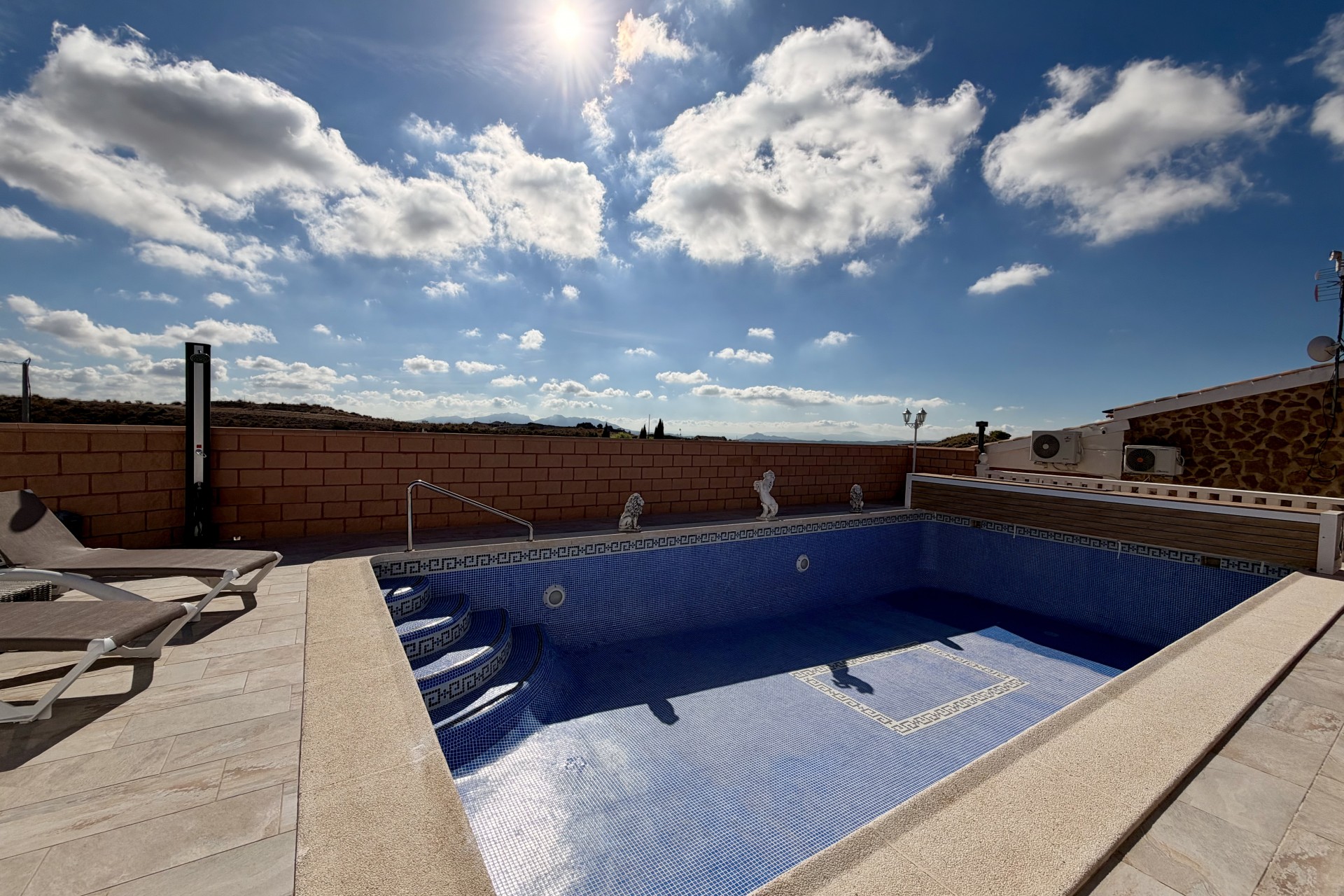Resale - Villa -
Fortuna - Inland