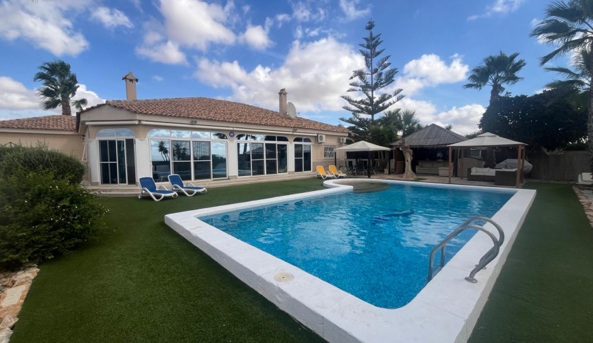 Resale - Villa -
Gea Y Truyols - Inland