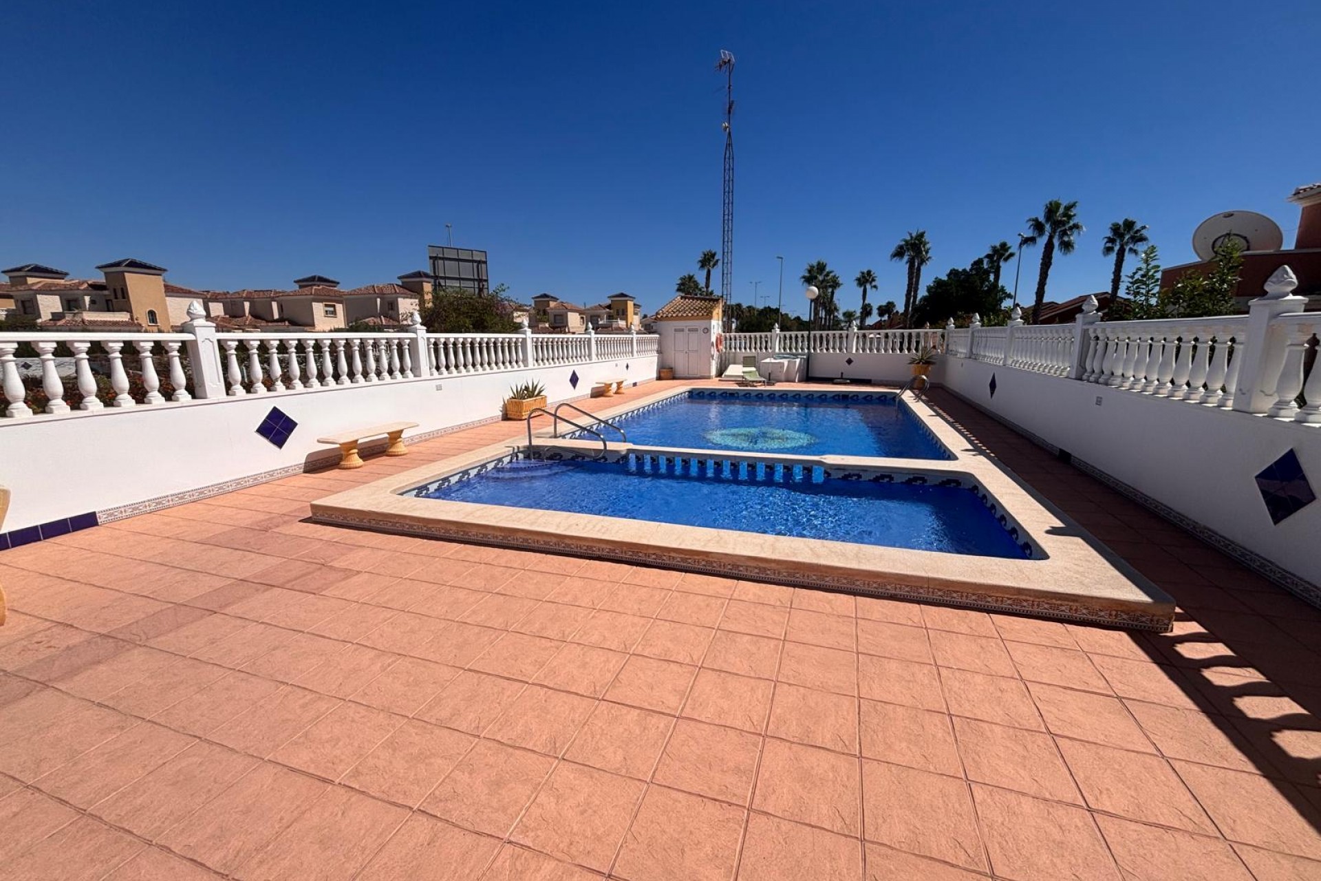 Resale - Villa -
Guardamar del Segura - Costa Blanca