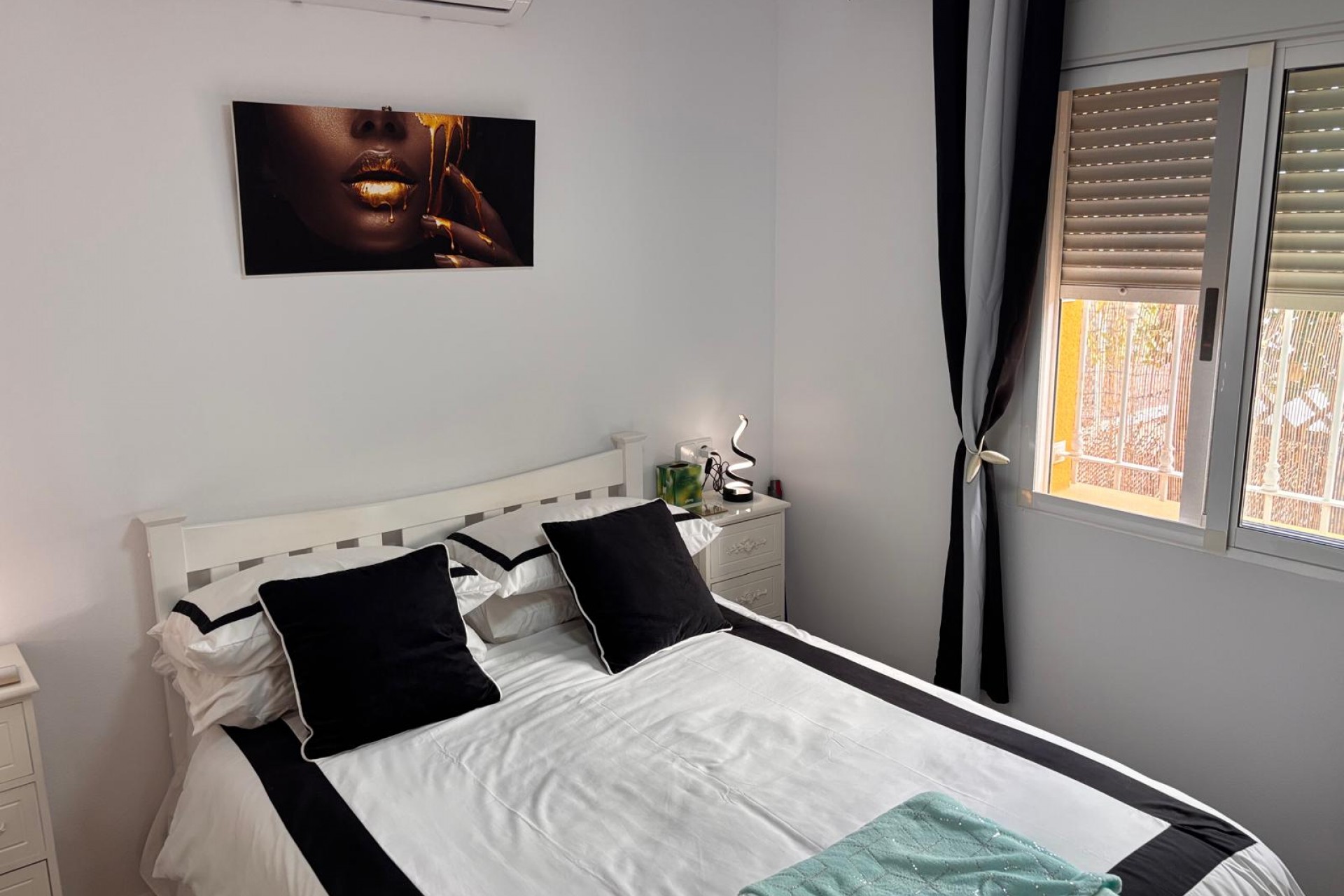 Resale - Villa -
Guardamar del Segura - Costa Blanca