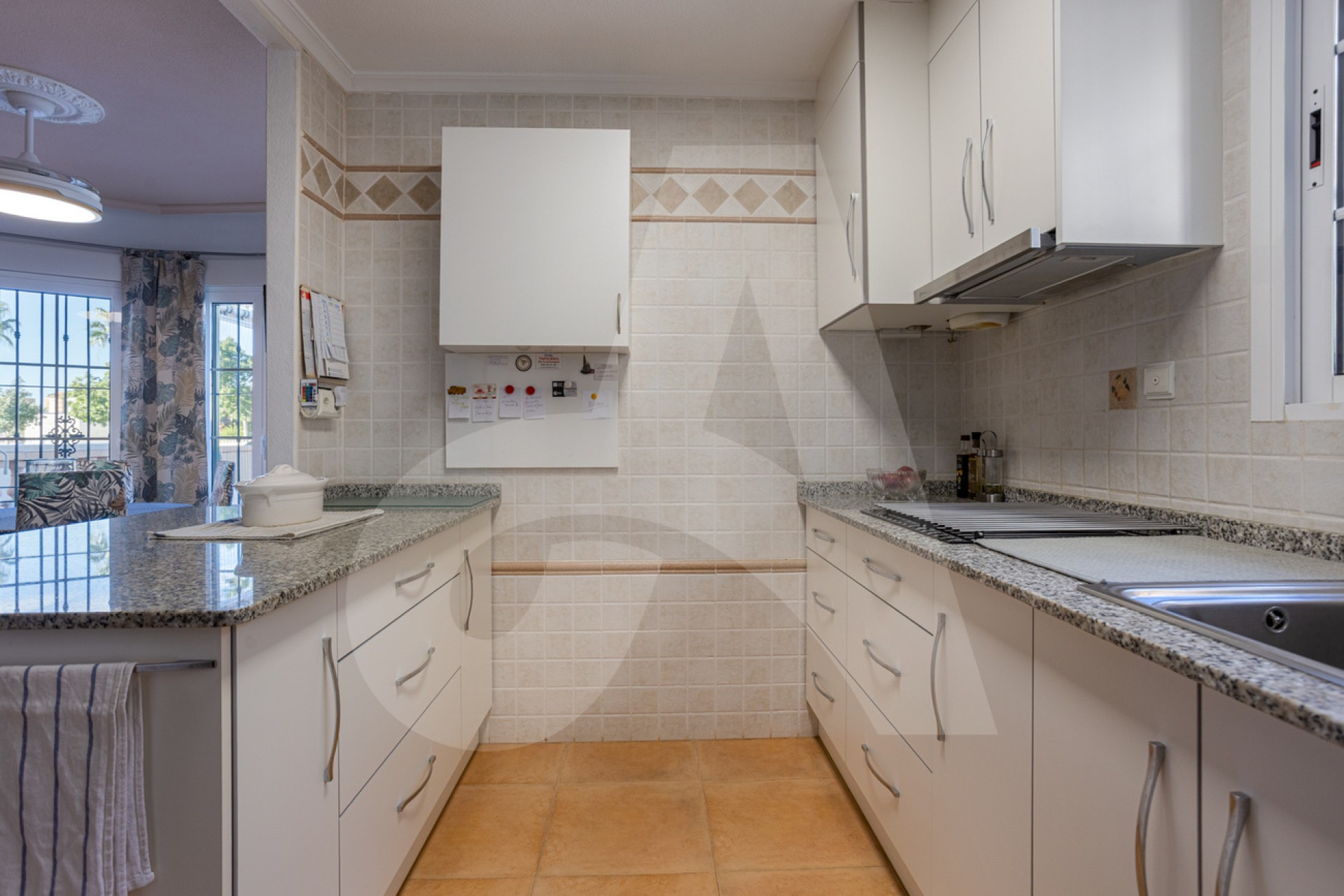 Resale - Villa -
Guardamar del Segura - El Raso