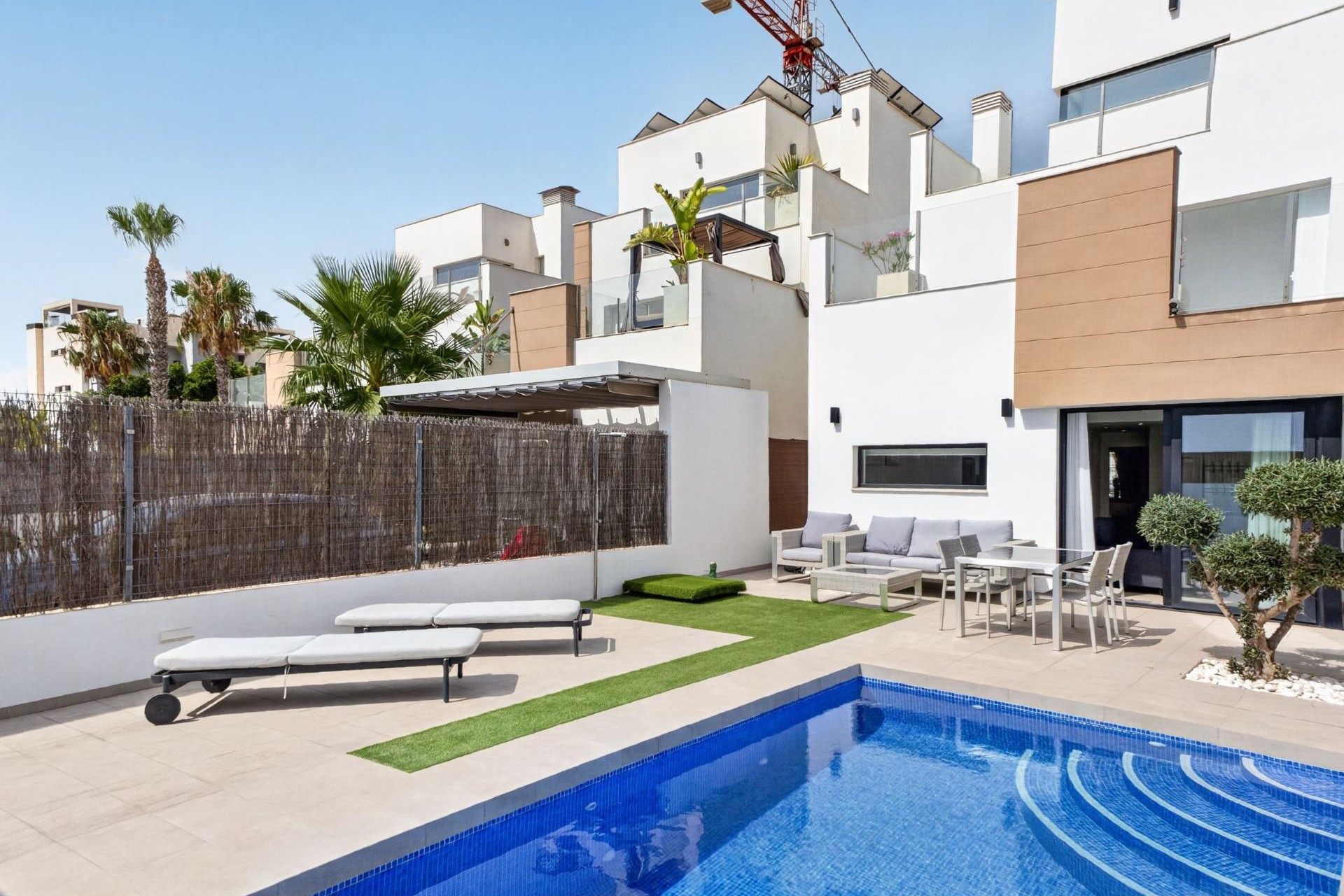 Resale - Villa -
Guardamar del Segura - El Raso