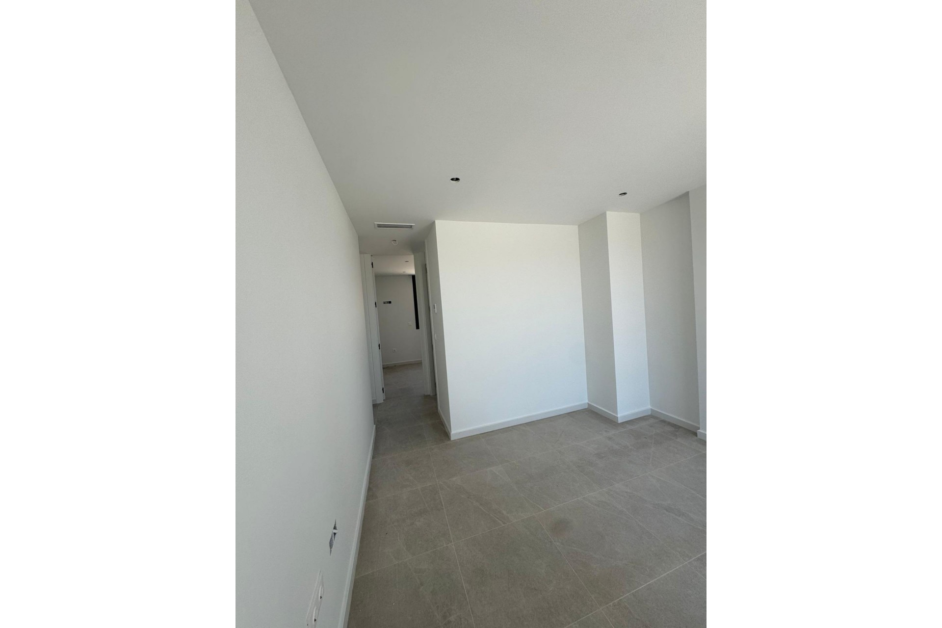 Resale - Villa -
Guardamar del Segura - Guardamar